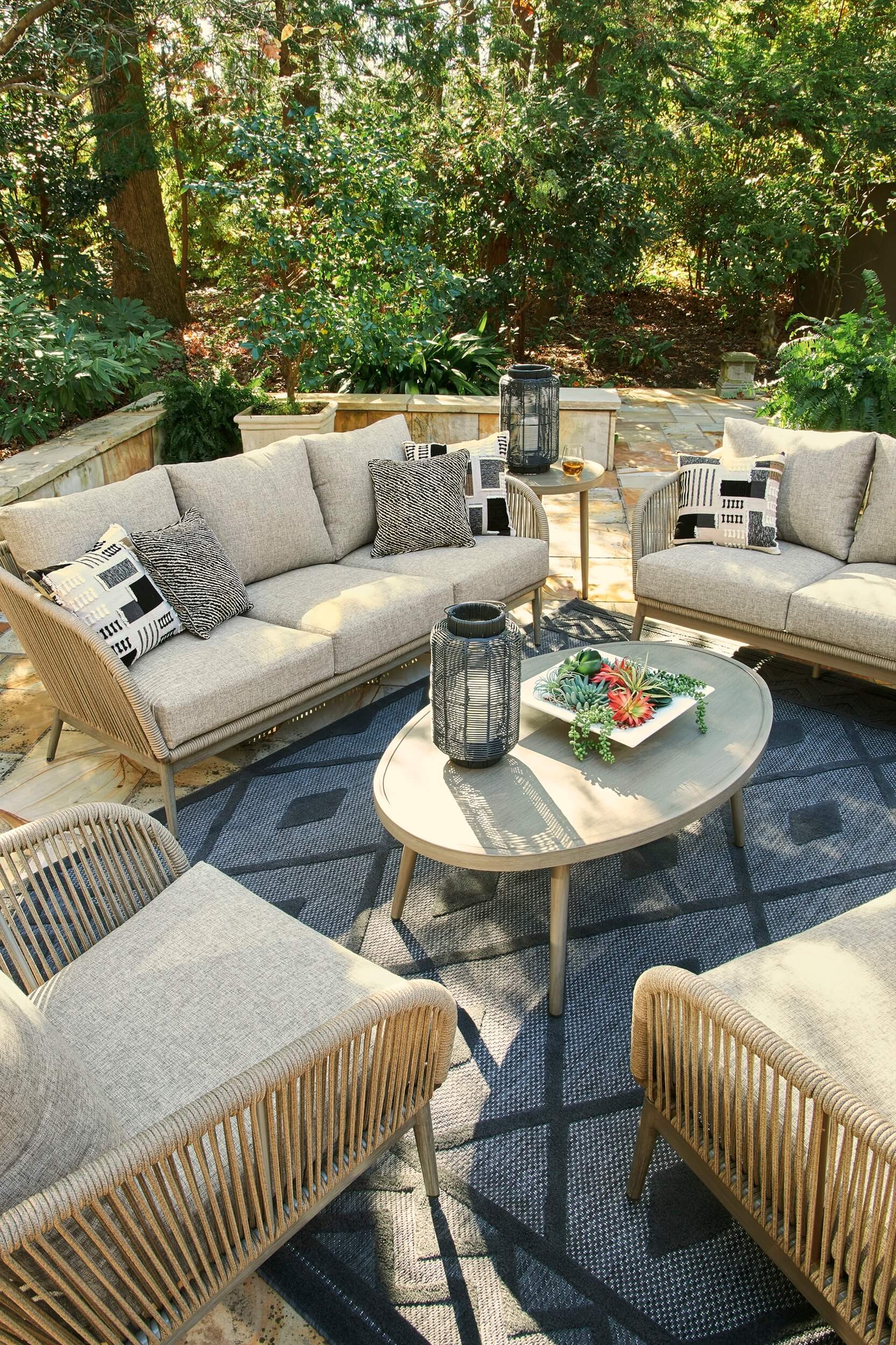 Swiss Valley Outdoor Nuvella Fabric/Handwoven Polyester Rope Set