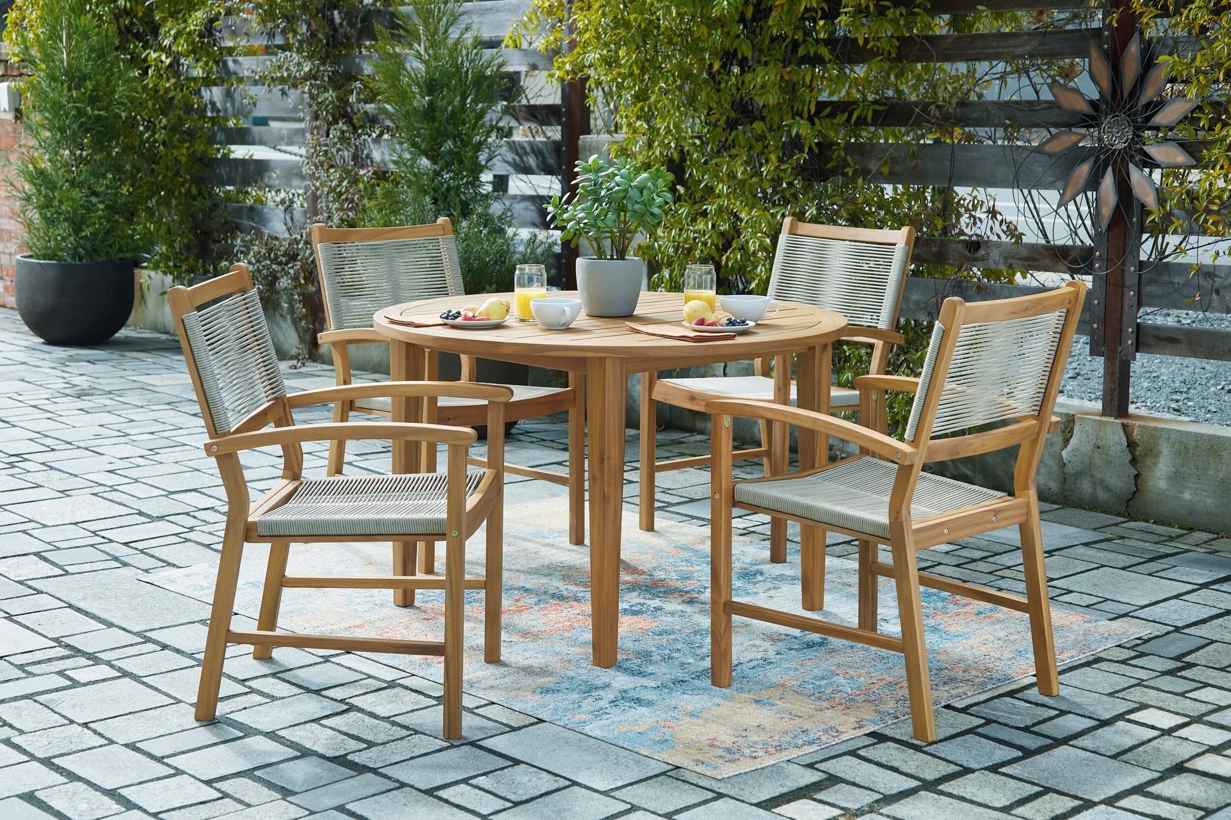 Janiyah Outdoor Acacia Wood Round Dining Set