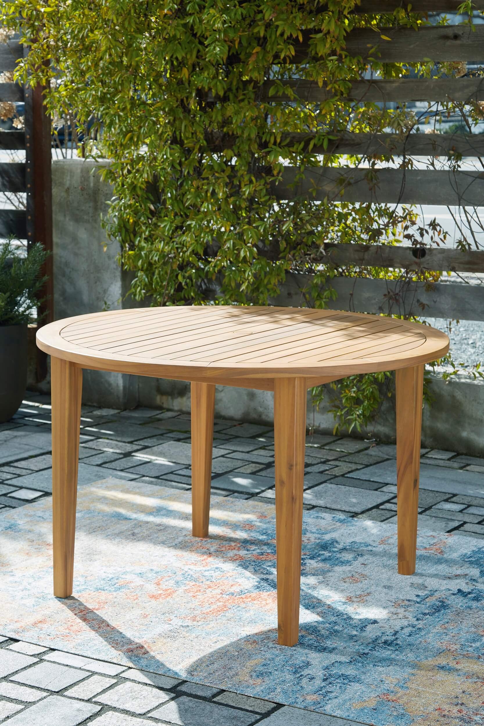 Janiyah Outdoor Acacia Wood Round Dining Set