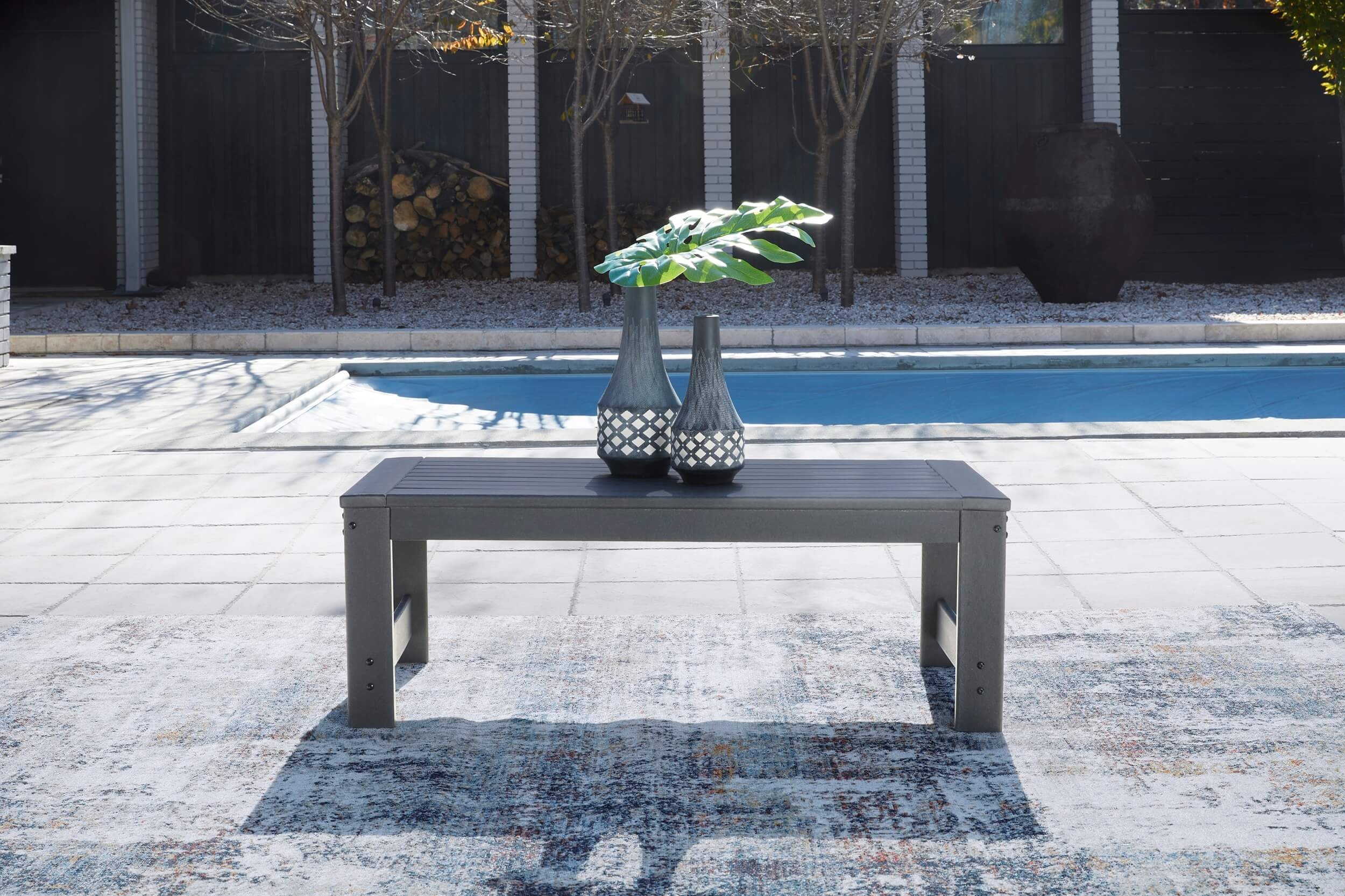Amora Outdoor Nuvella Fabric/High-Density Polyethylene Set