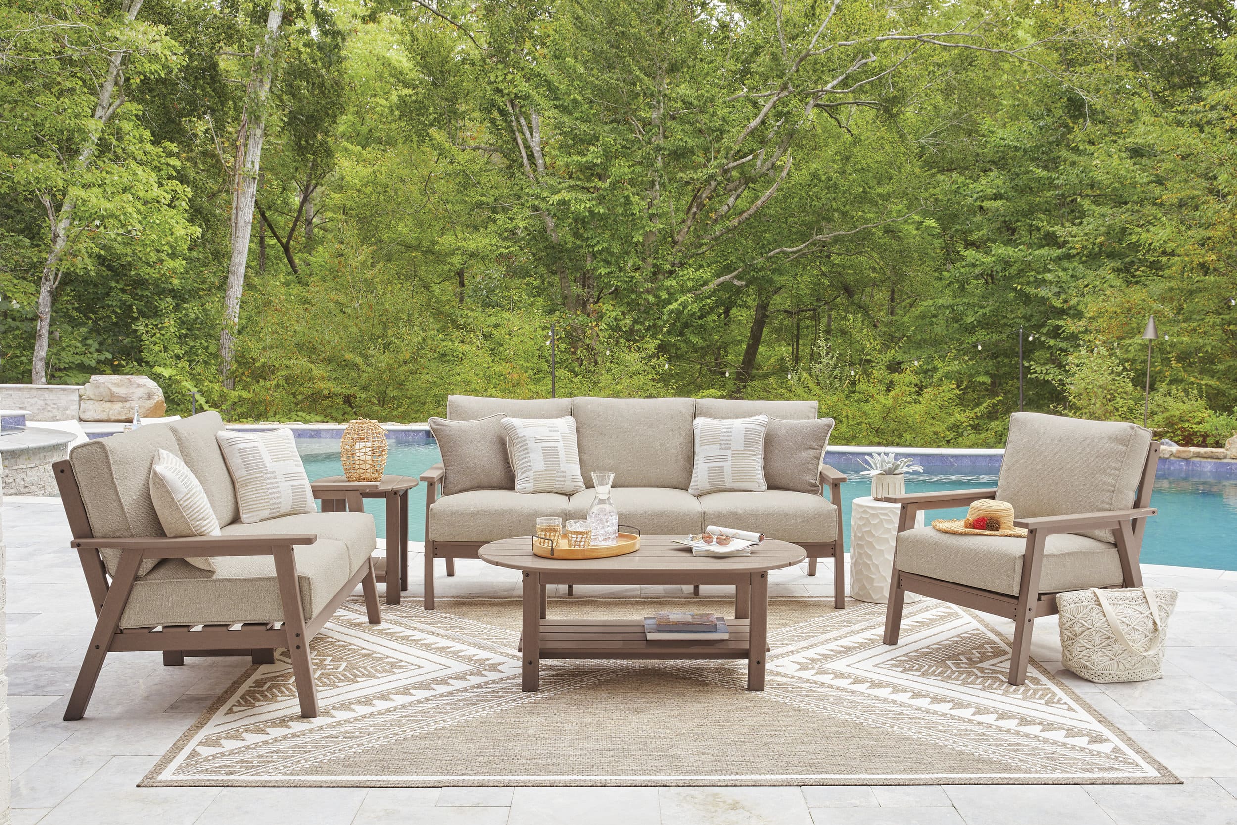 Grover Beach 2-Piece HDPE/Polyester Lounge Chair with Cushion