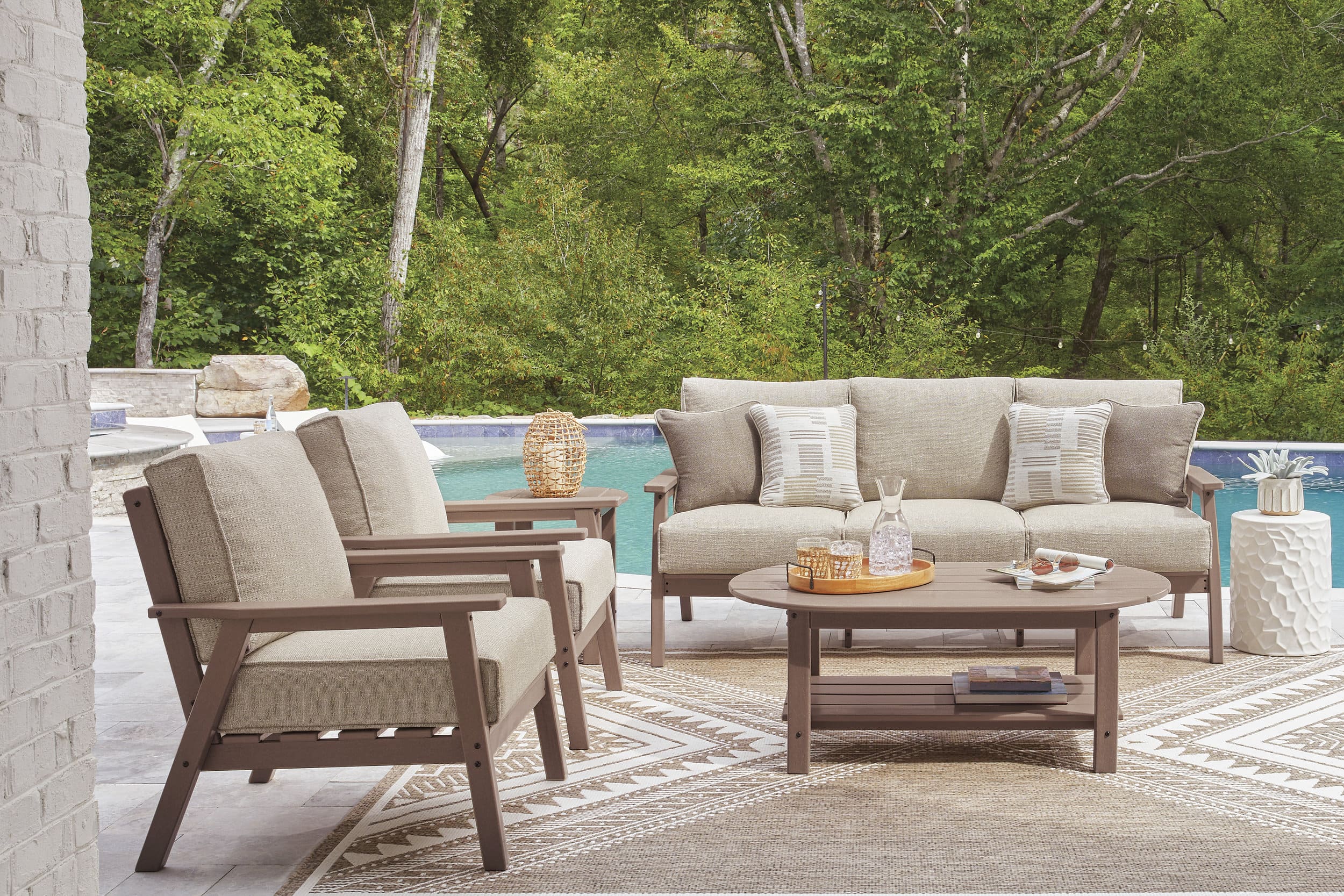 Grover Beach 2-Piece HDPE/Polyester Lounge Chair with Cushion