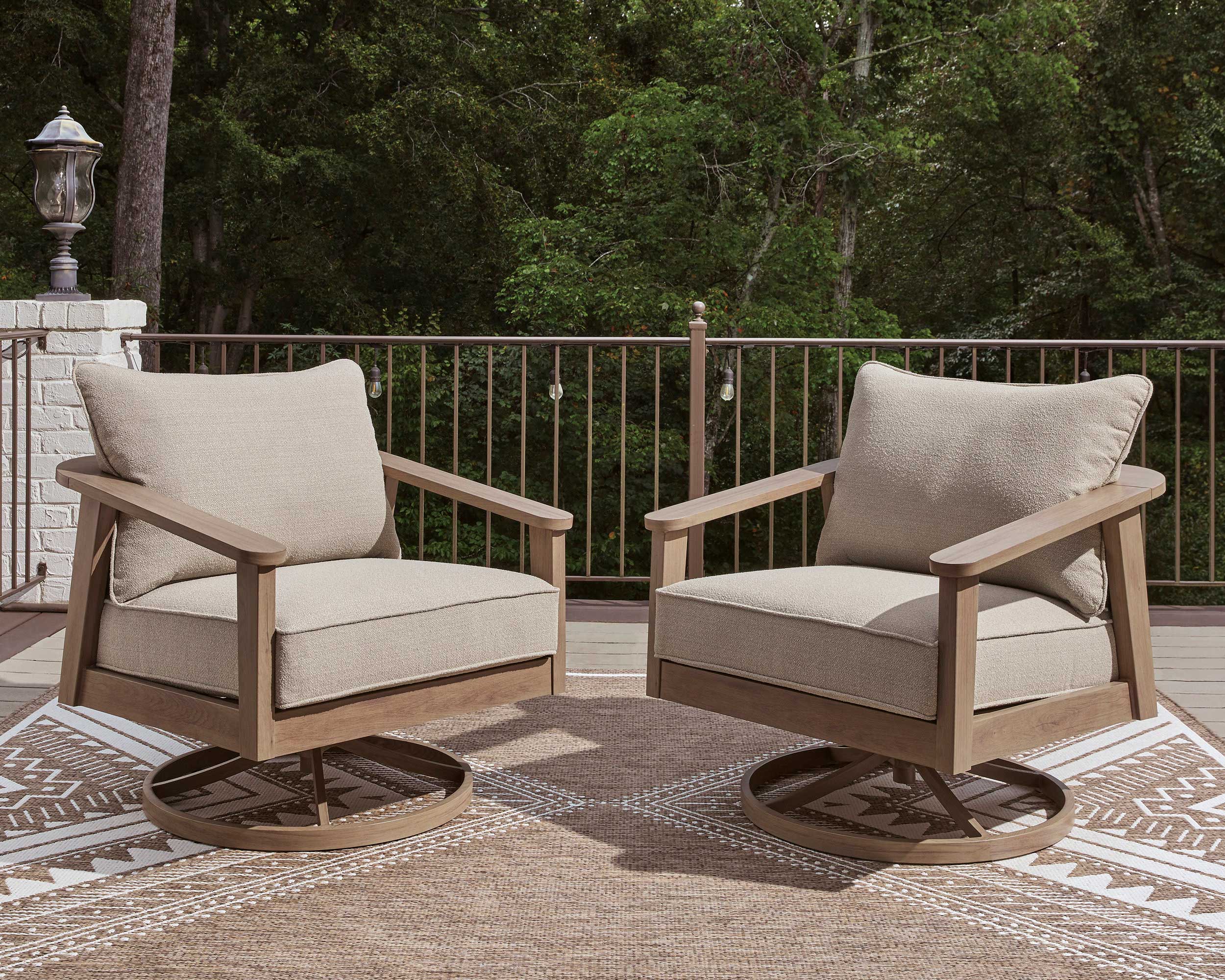 Harmony Headlands Aluminum/Polyester Swivel Lounge Chair with Cushion