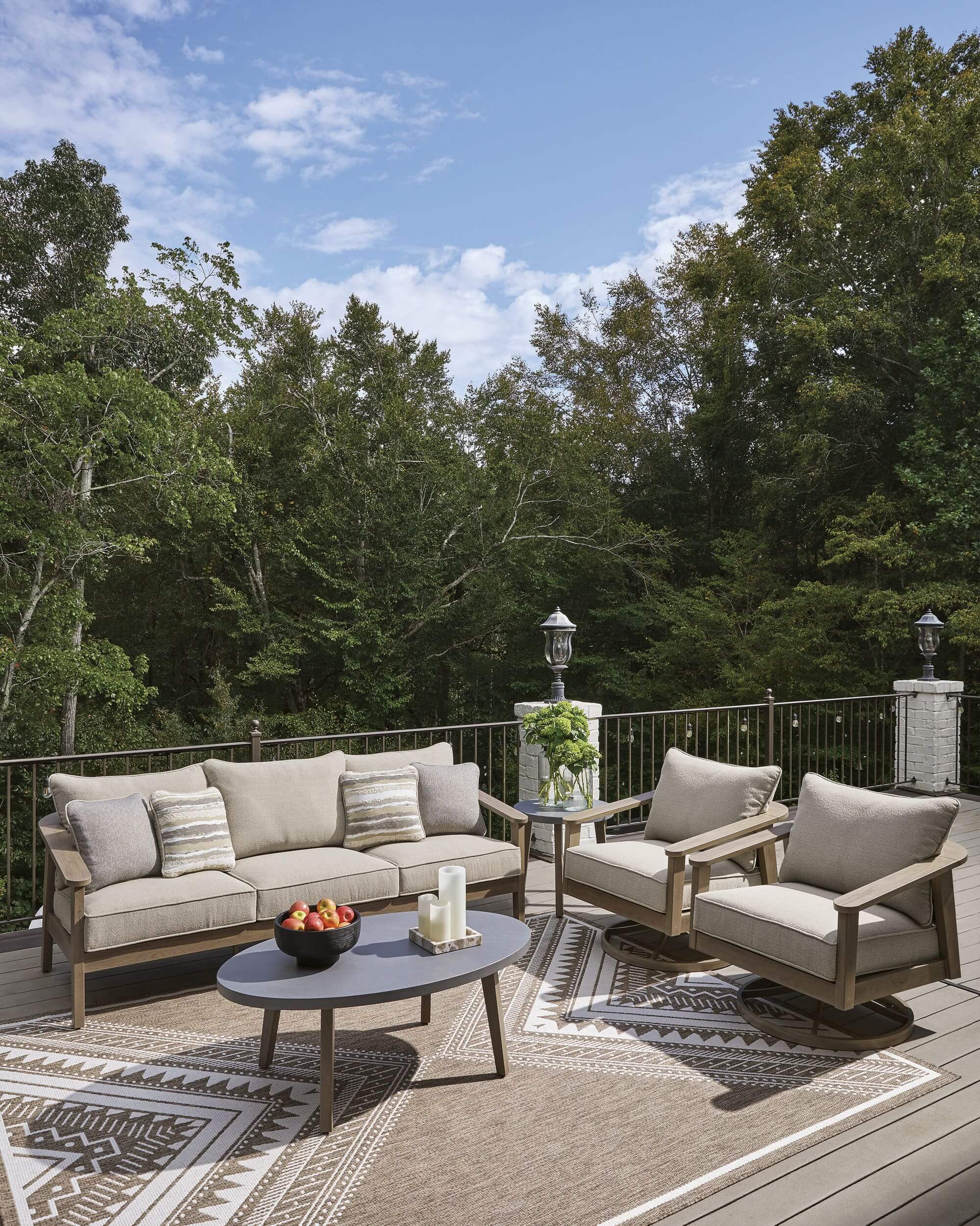Harmony Headlands Aluminum/Polyester Sofa with Cushion