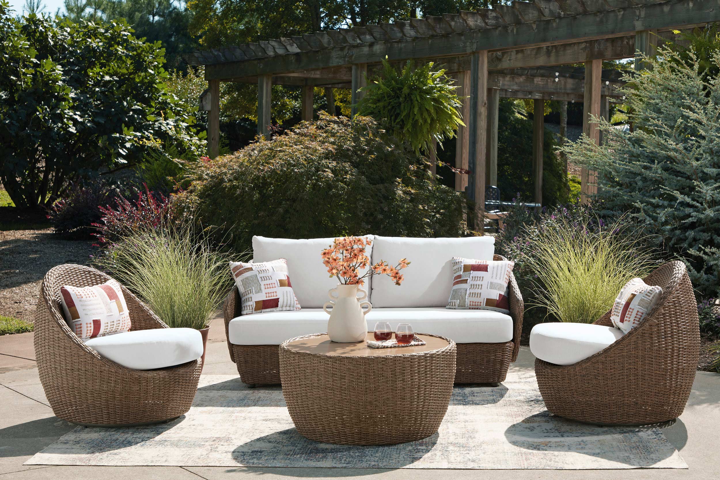 Double Point Resin Wicker 3-Piece Patio Set