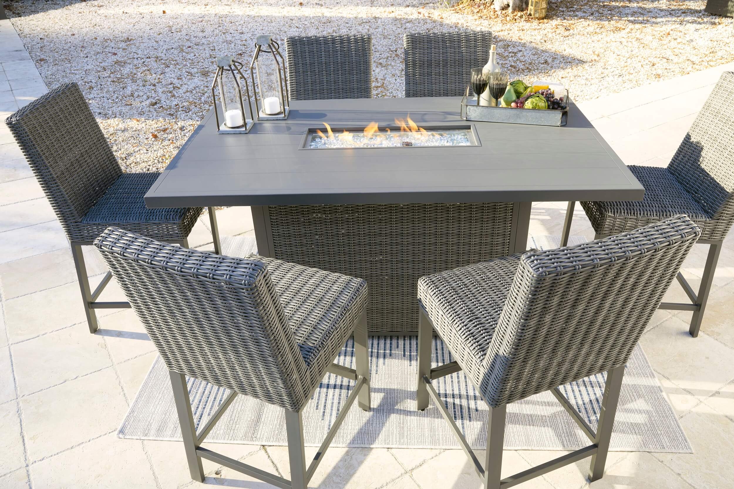 Palazzo Outdoor Resin Wicker Bar Table w/Fire Pit