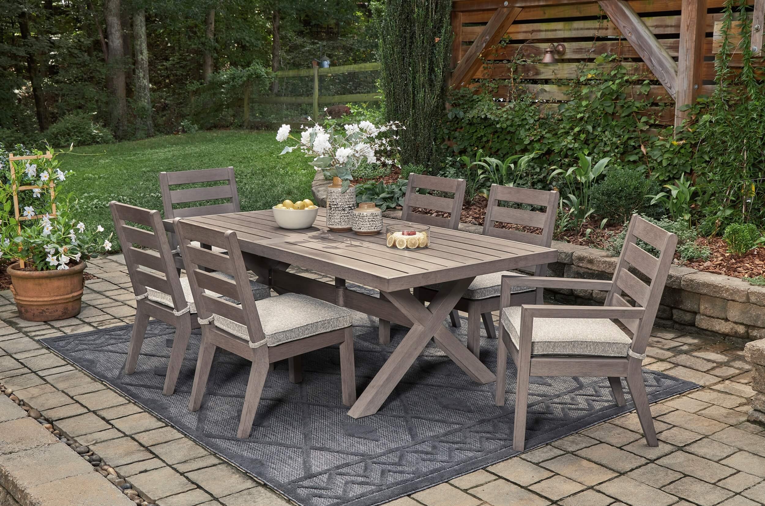 Hillside Barn Outdoor Nuvella Fabric/Weatherwood Dining Set