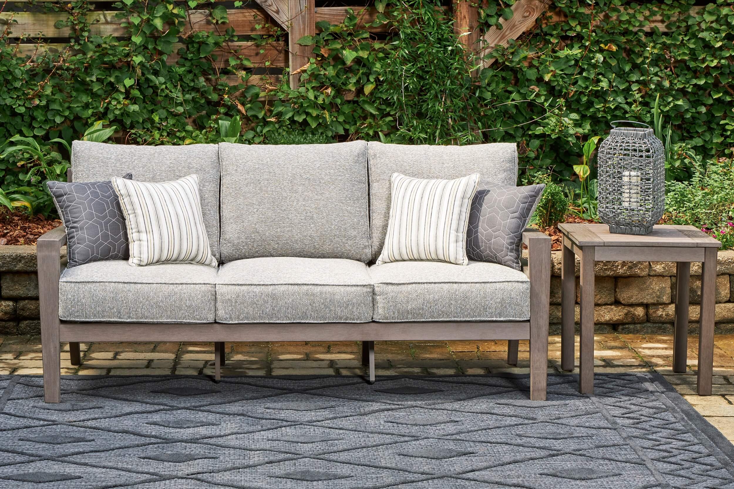 Hillside Barn Outdoor Nuvella Fabric/Weatherwood Sofa w/4 Pillows