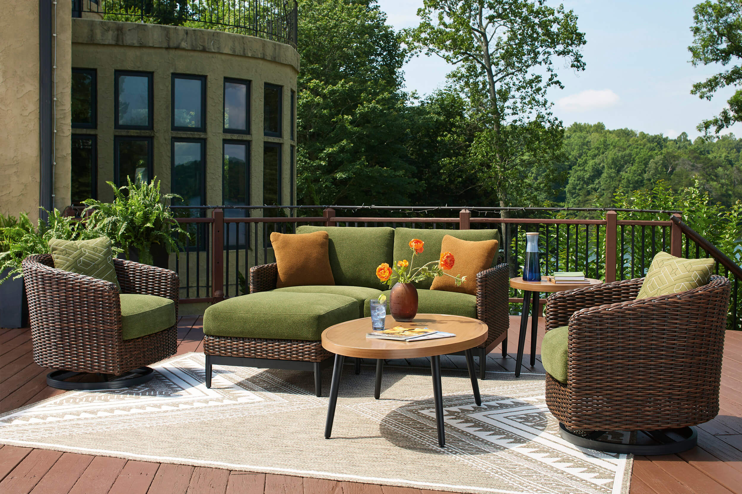 Horizon Hall Resin Wicker/Aluminum Loveseat with Cushion