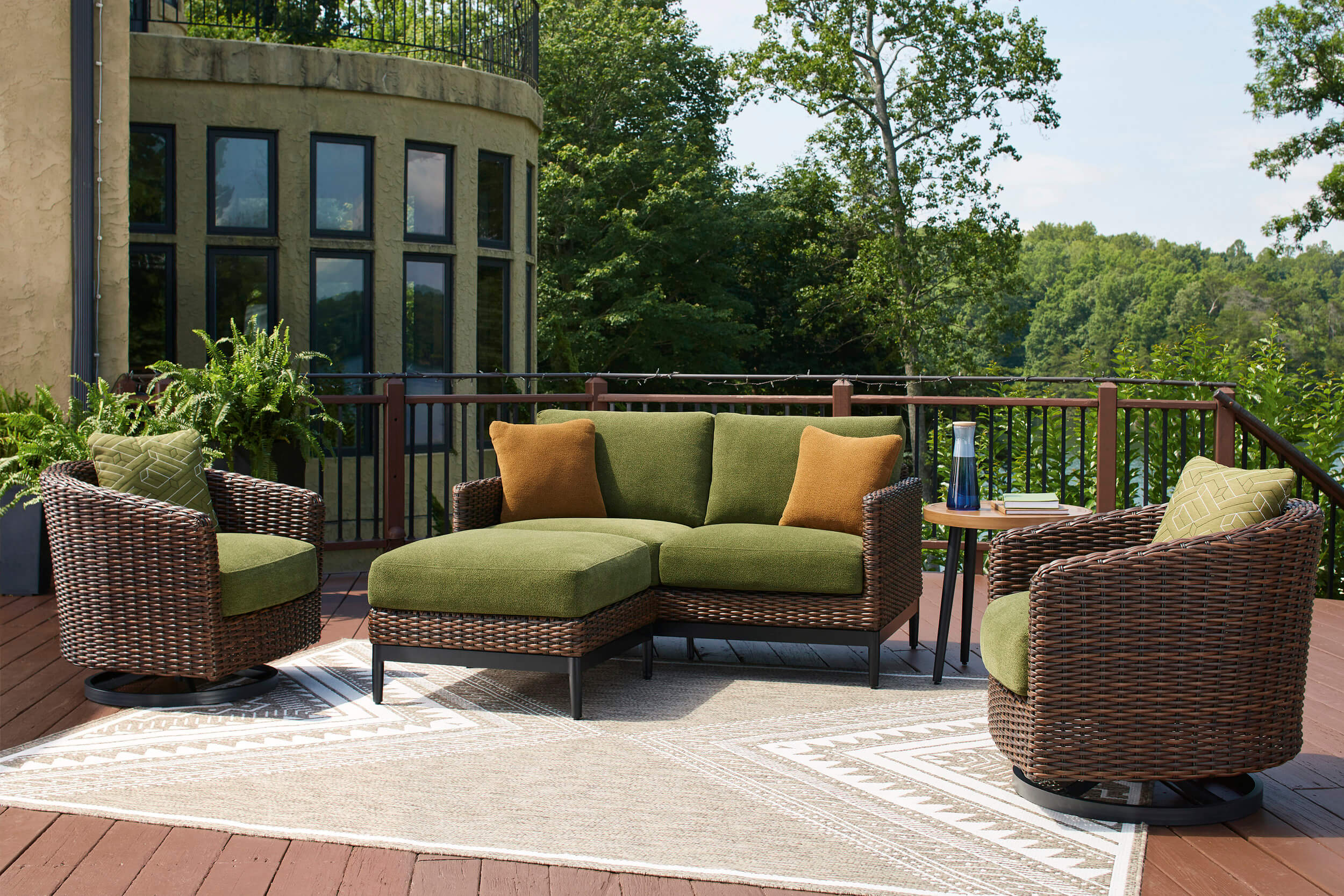 Horizon Hall Resin Wicker/Aluminum Loveseat with Cushion