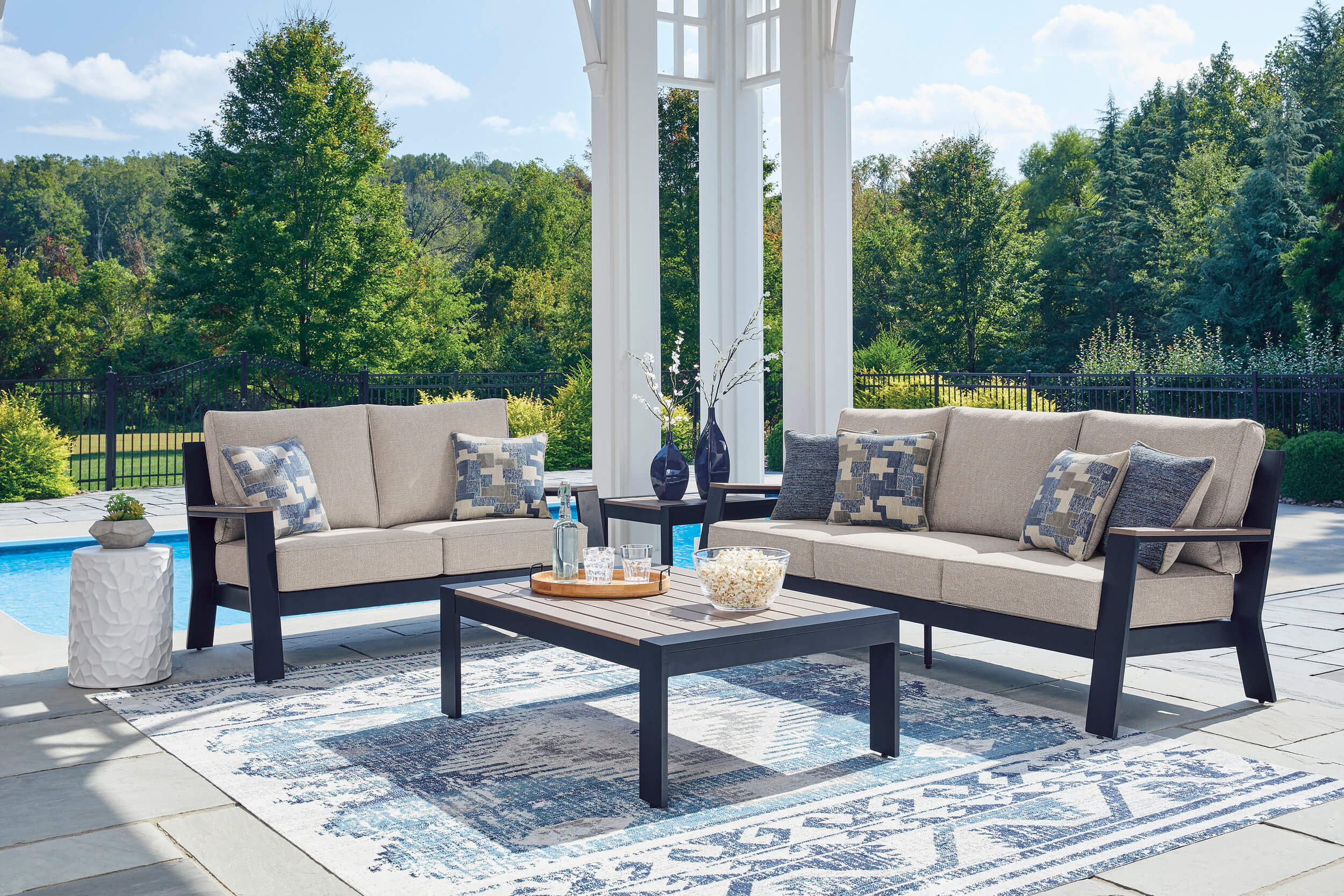 East Beach HDPE/Polyester Sofa with Cushion