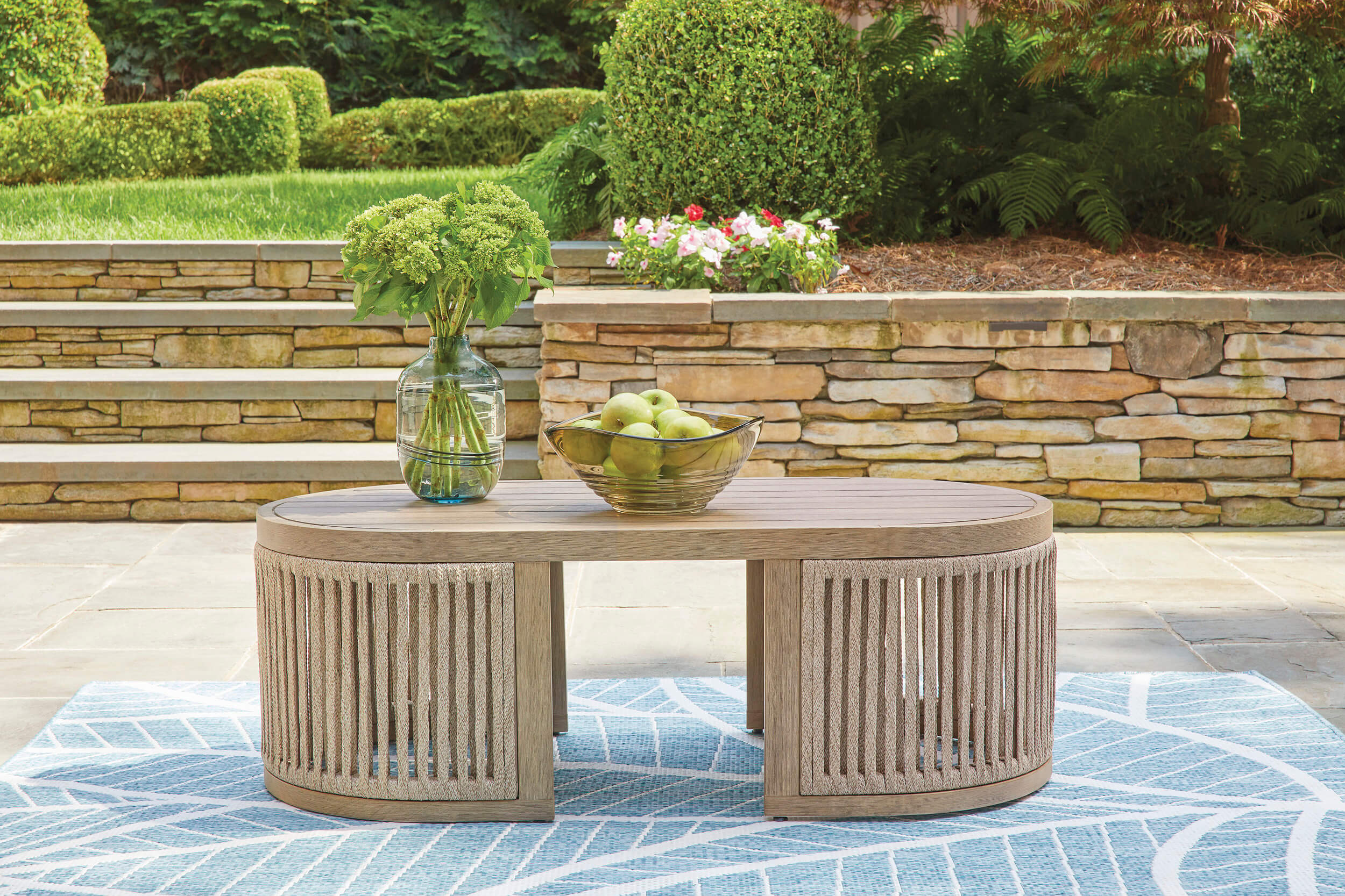 Serena Shores Wood/Polyester Patio Set