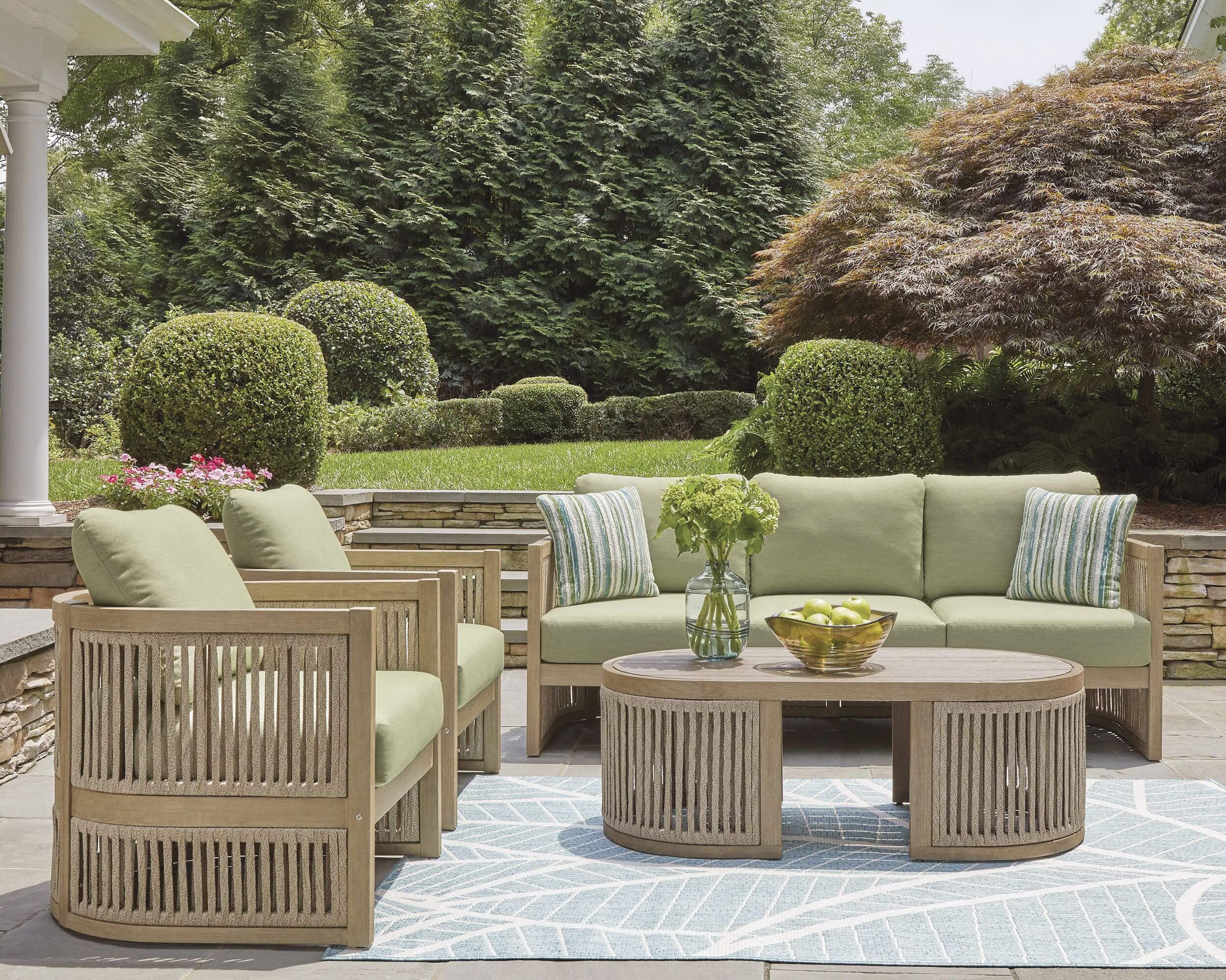 Serena Shores Wood/Polyester Patio Set