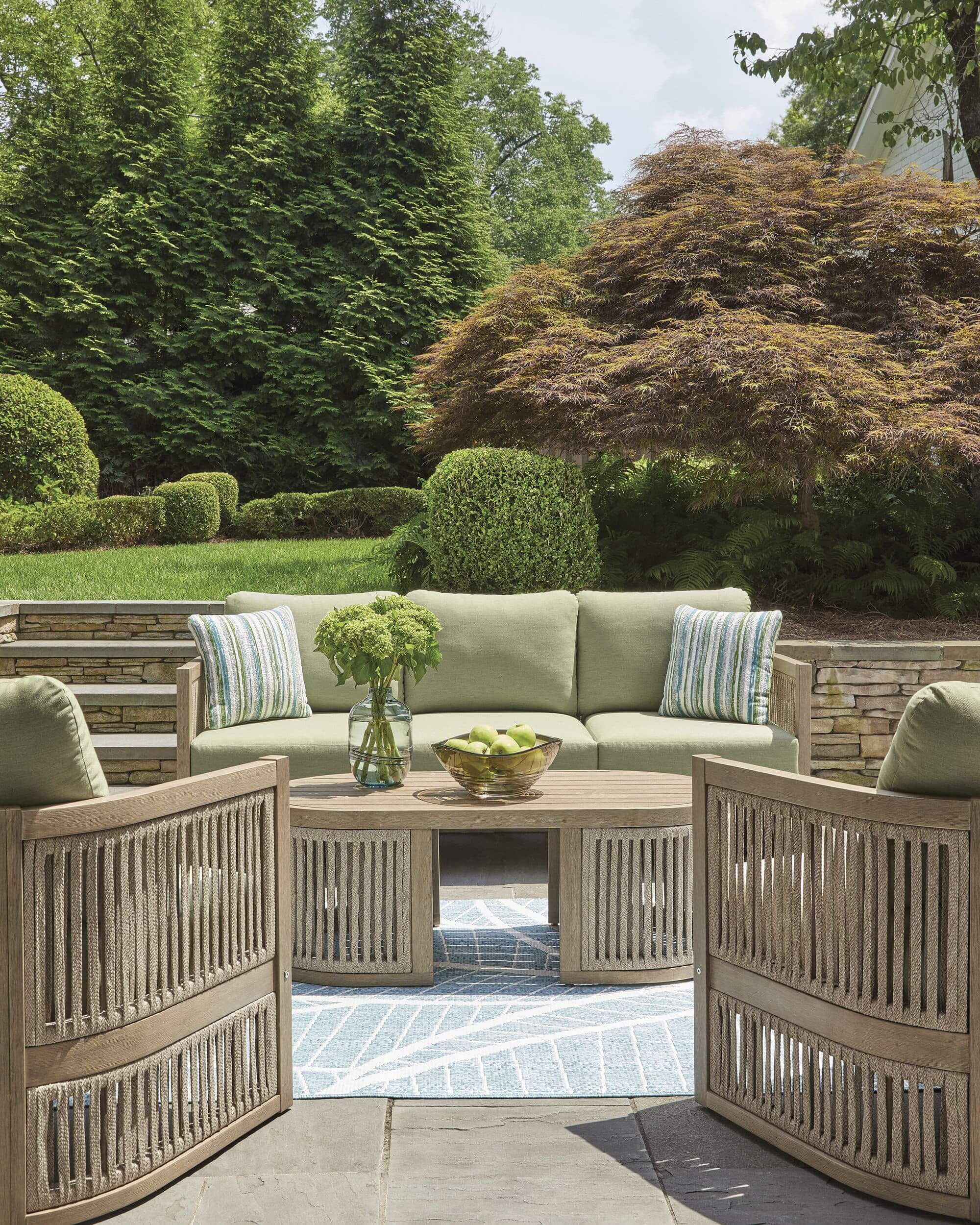 Serena Shores Wood/Polyester Patio Set