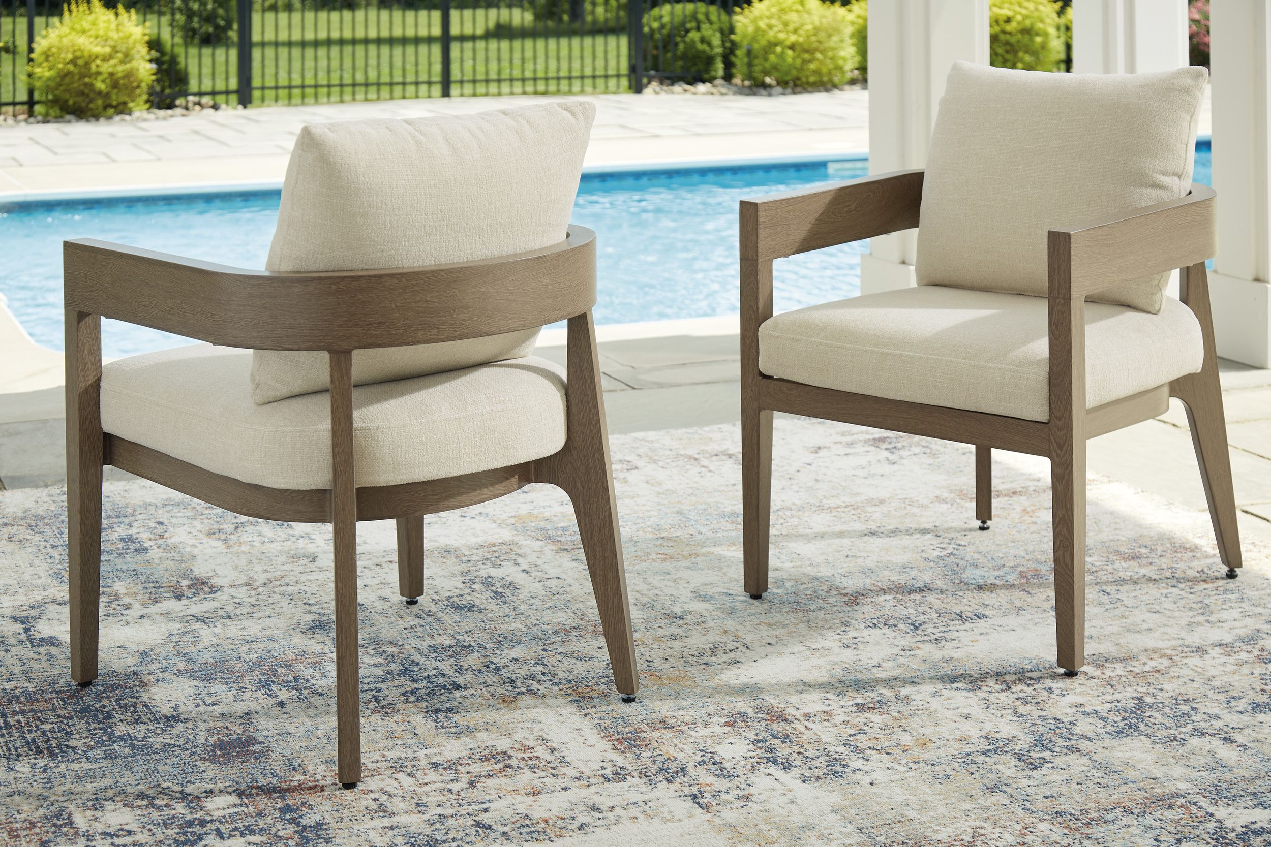 Serene Bay 2-Piece Aluminum Armchair with Cushion