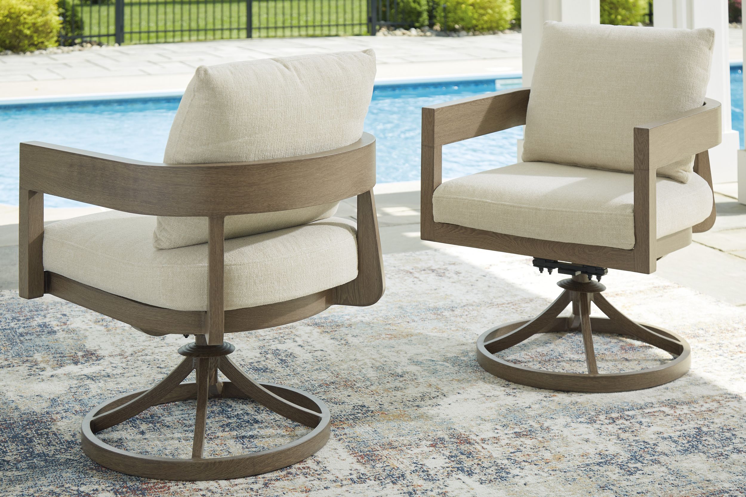 Serene Bay 2-Piece Aluminum Swivel Chair with Cushion