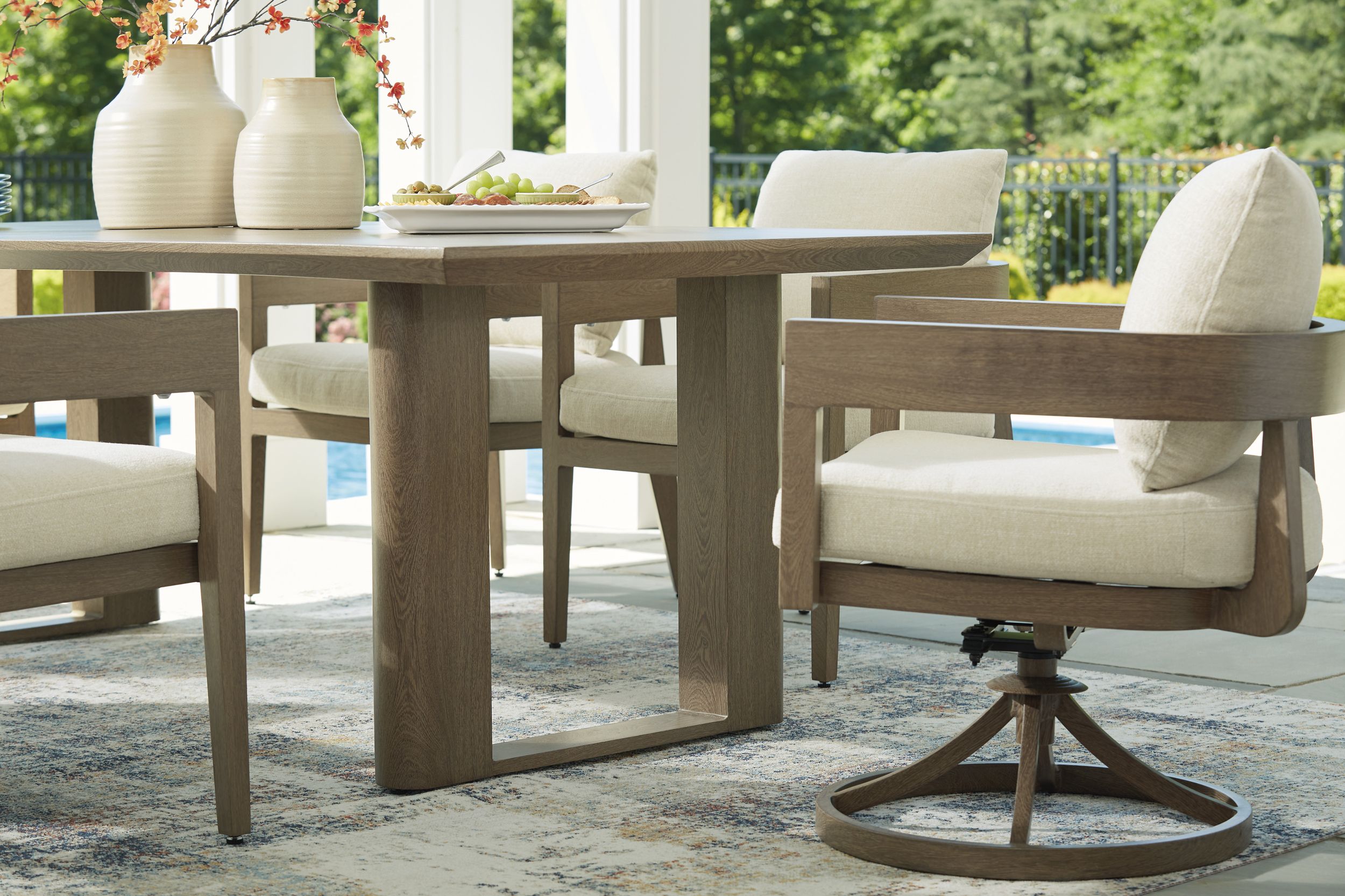 Serene Bay Aluminum Rectangular Dining Table