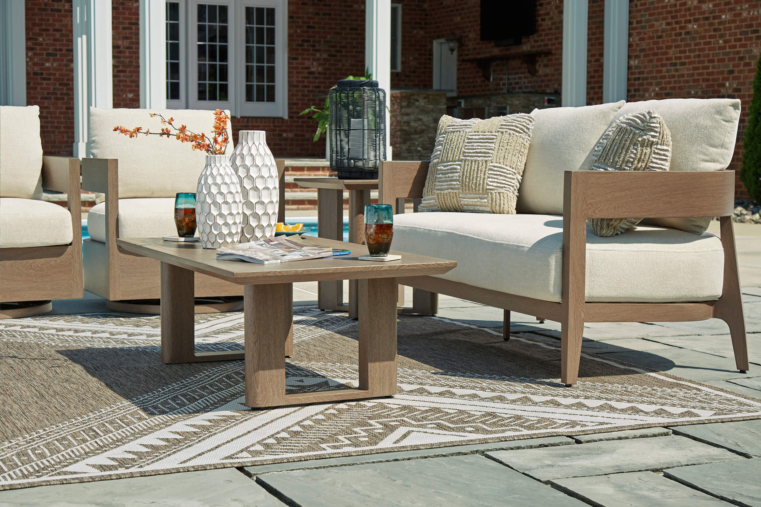 Serene Bay Aluminum/Polyester Patio Set