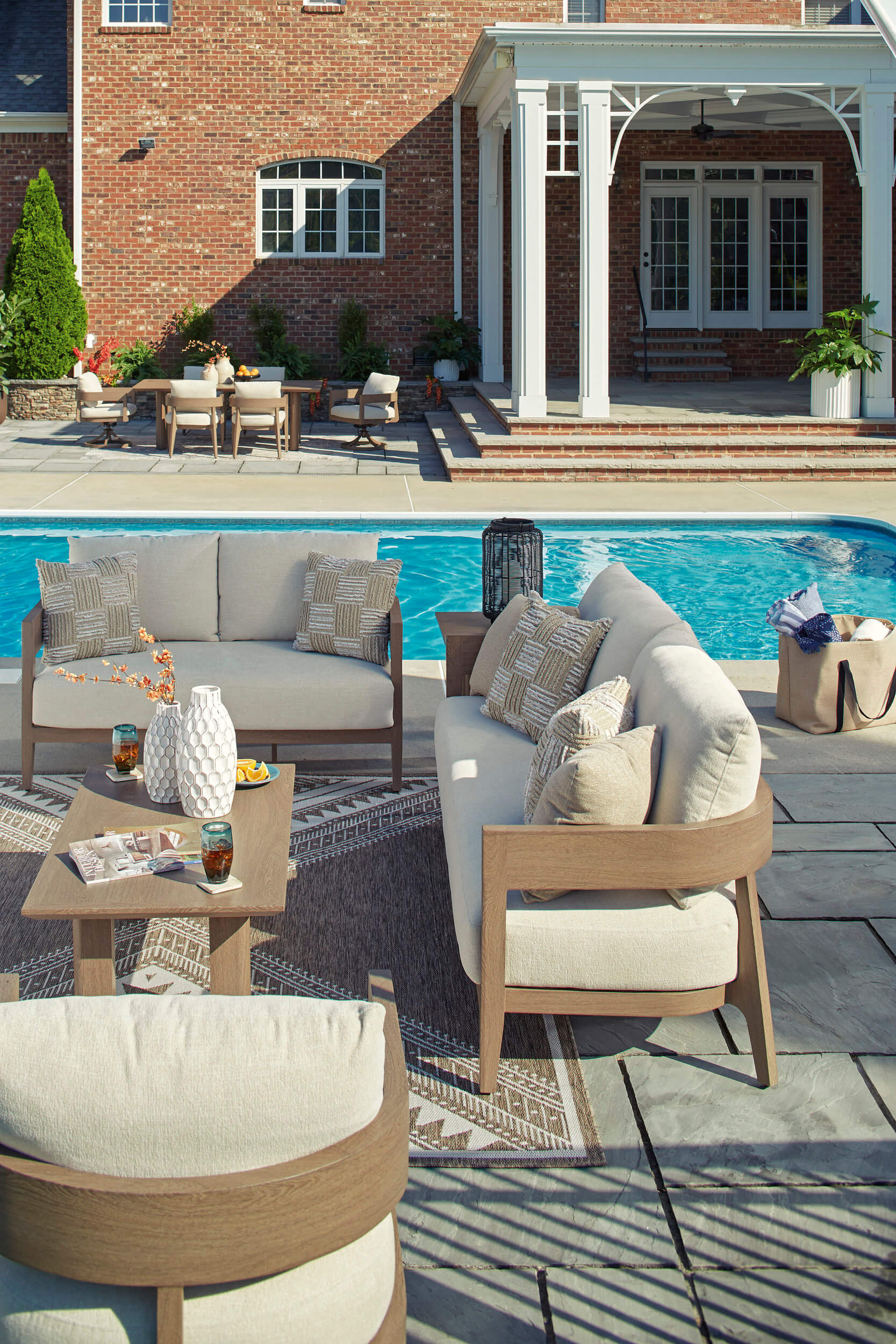 Serene Bay Aluminum/Polyester Sofa with Cushion