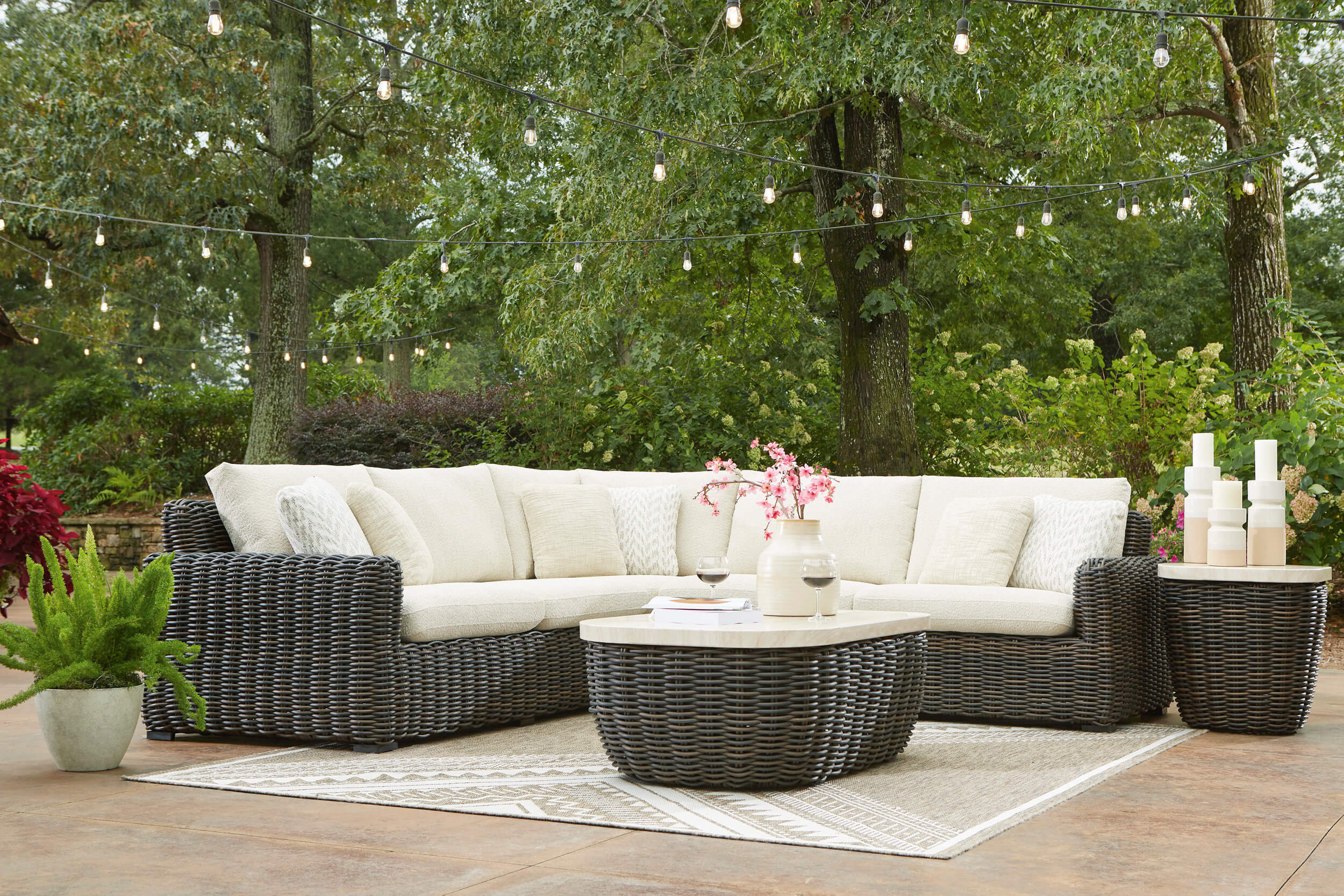 Kimora L-Shaped Resin Wicker/Aluminum 3-Piece Outdoor Sectional