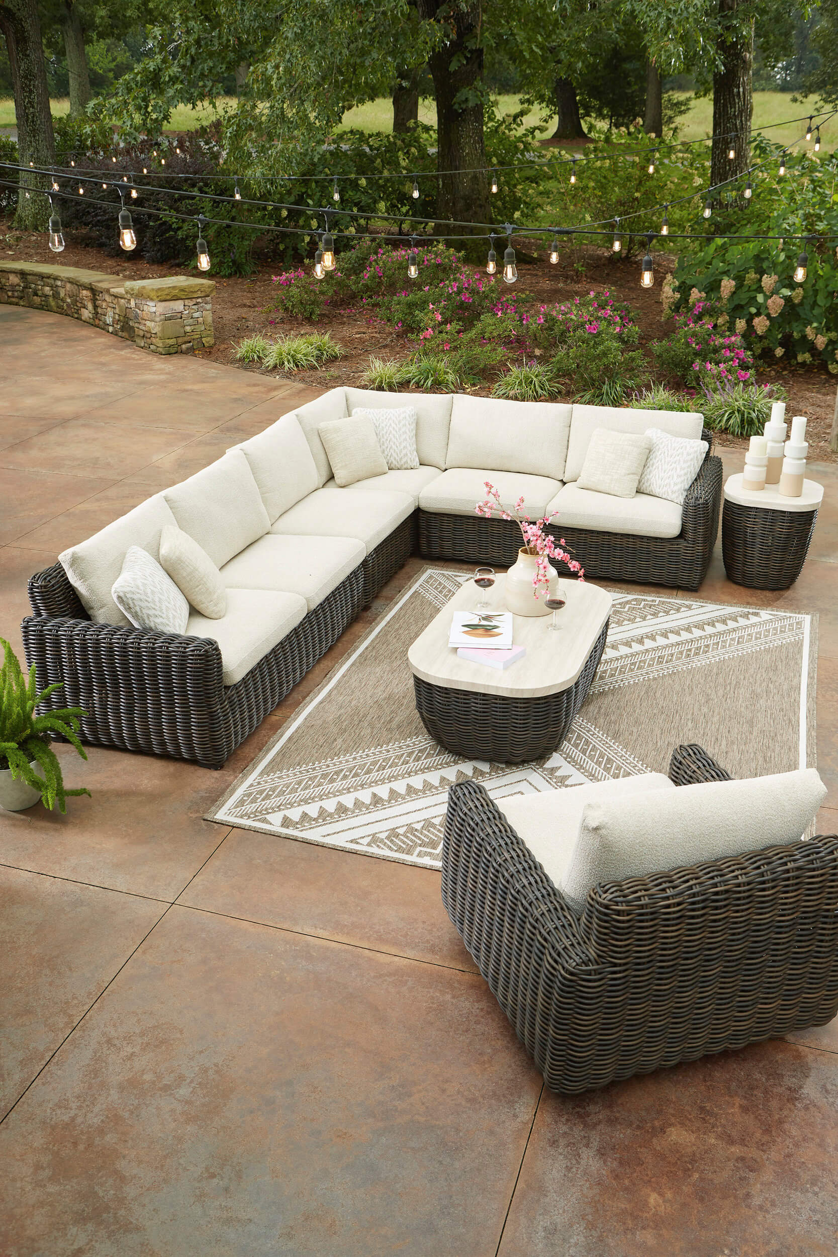 Kimora L-Shaped Resin Wicker/Aluminum 4-Piece Outdoor Sectional
