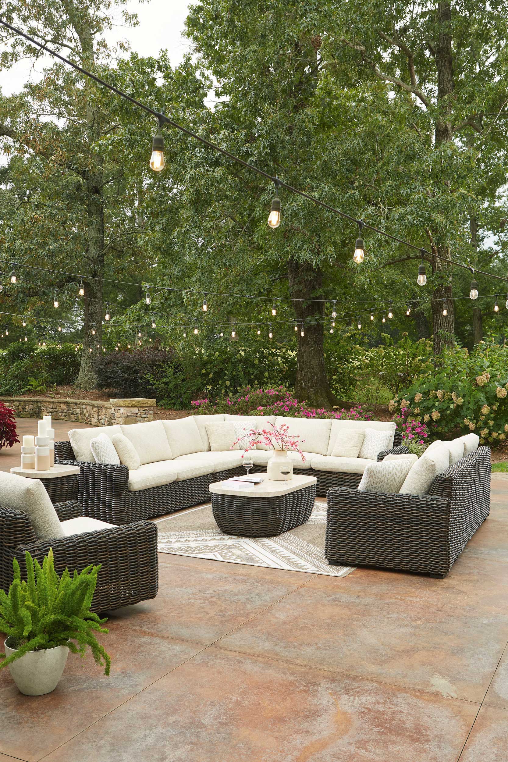 Kimora L-Shaped Resin Wicker/Aluminum 4-Piece Outdoor Sectional