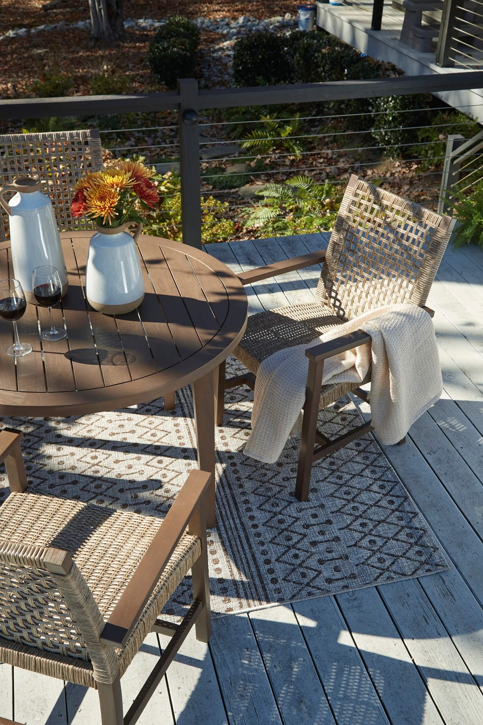 Germalia Outdoor Eucalyptus Wood Round Patio Dining Set