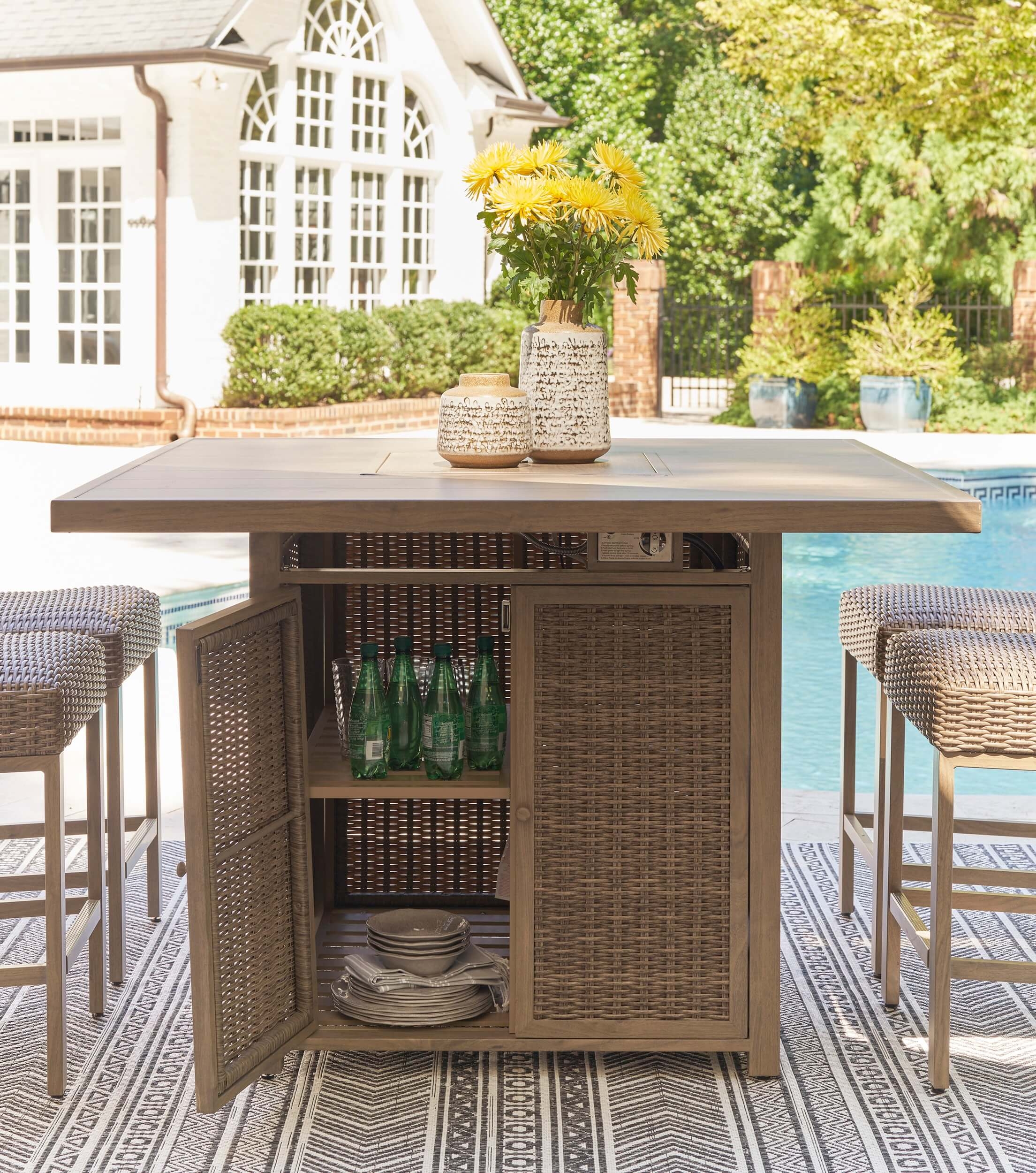Walton Bridge Outdoor Resin Wicker Square Patio Bar Set w/Fire Pit