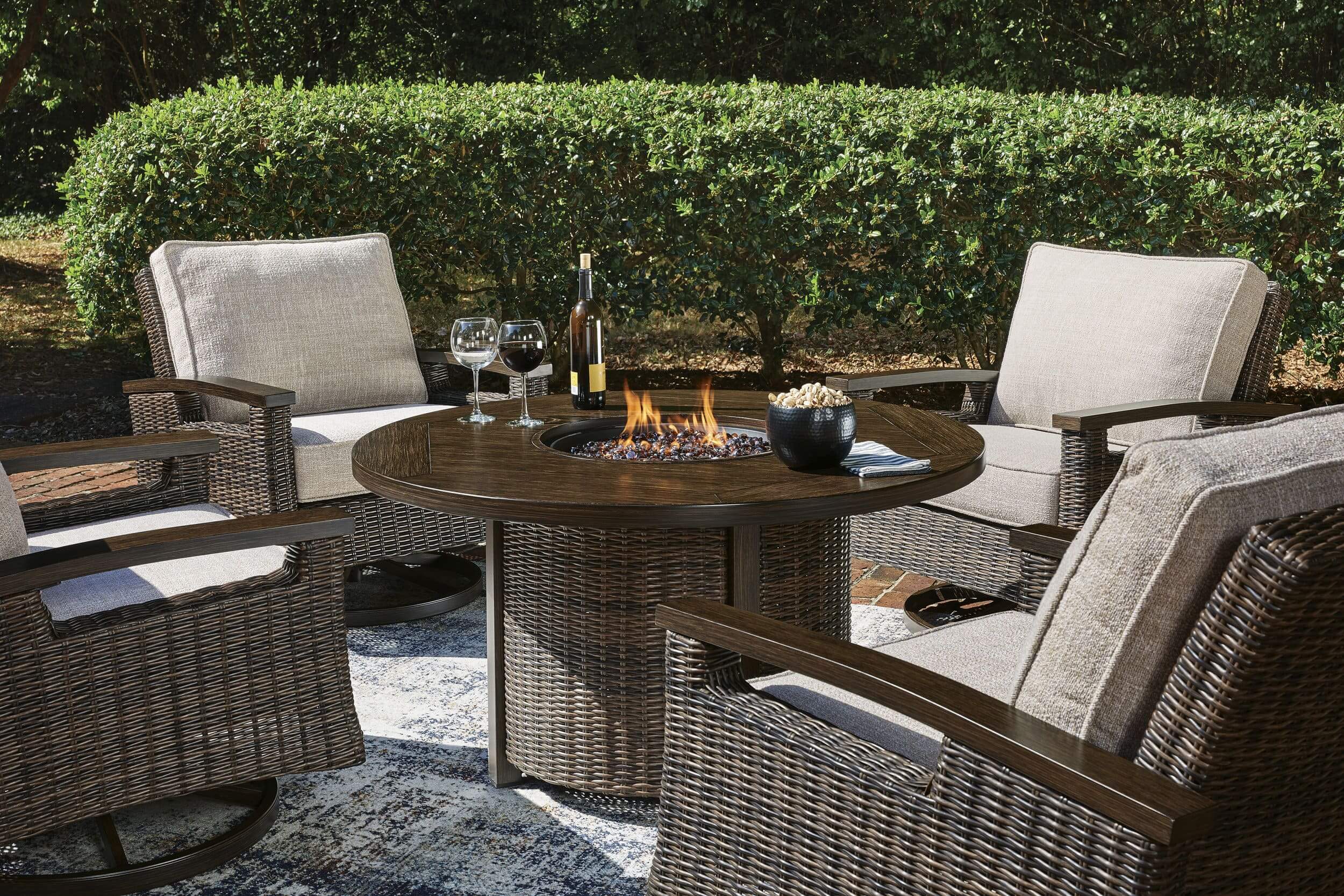 Monterey Point 2-Piece Resin Wicker/Aluminum Swivel Lounge Chair