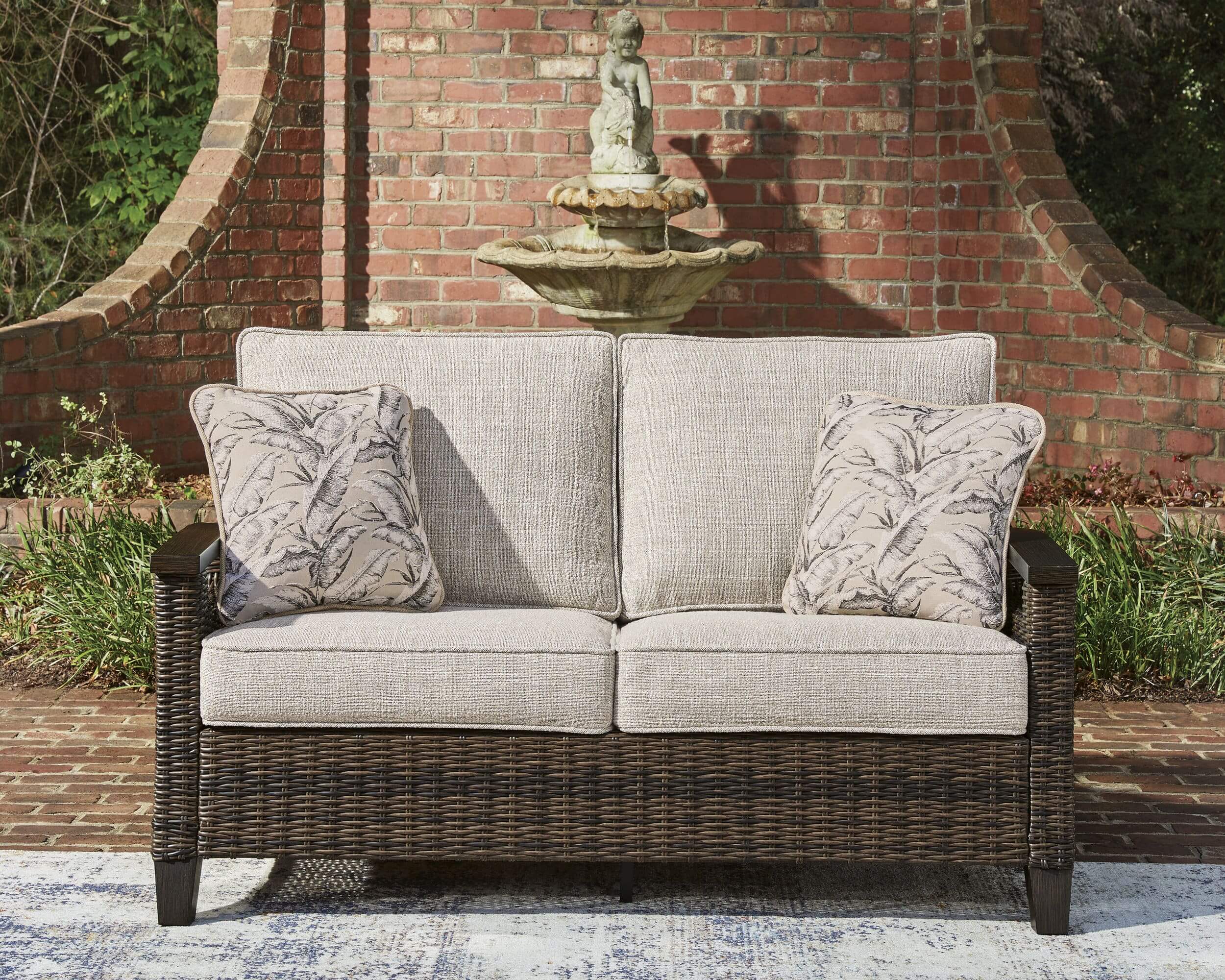 Monterey Point Resin Wicker/Aluminum Patio Set
