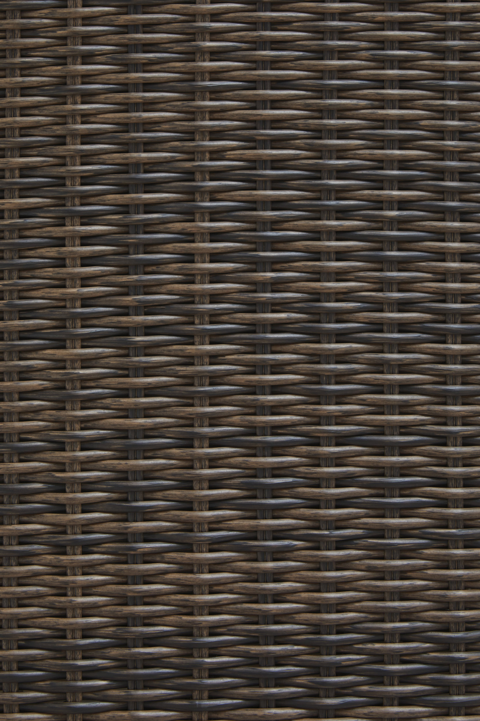 Monterey Point Resin Wicker/Aluminum Patio Set
