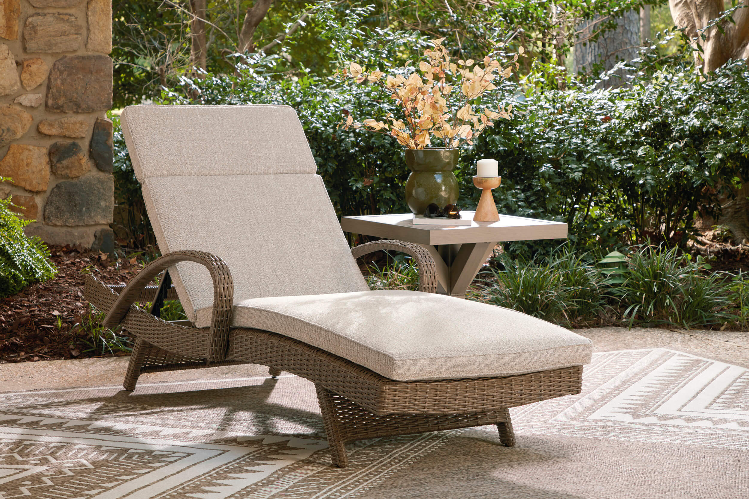 Laguna Heights L-Shaped Resin Wicker/Aluminum 4-Piece Outdoor Sectional