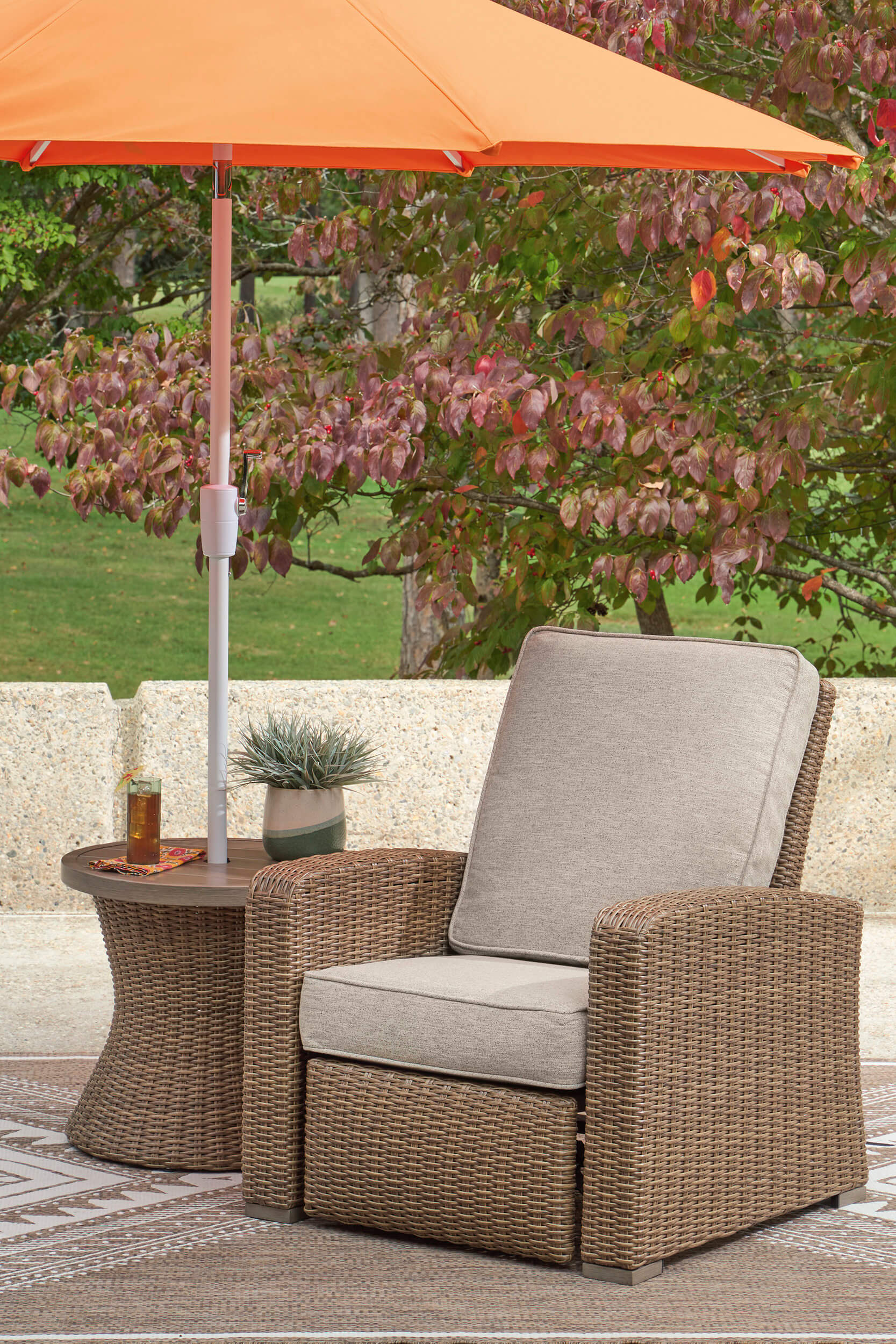 Laguna Heights Resin Wicker/Aluminum Patio Set