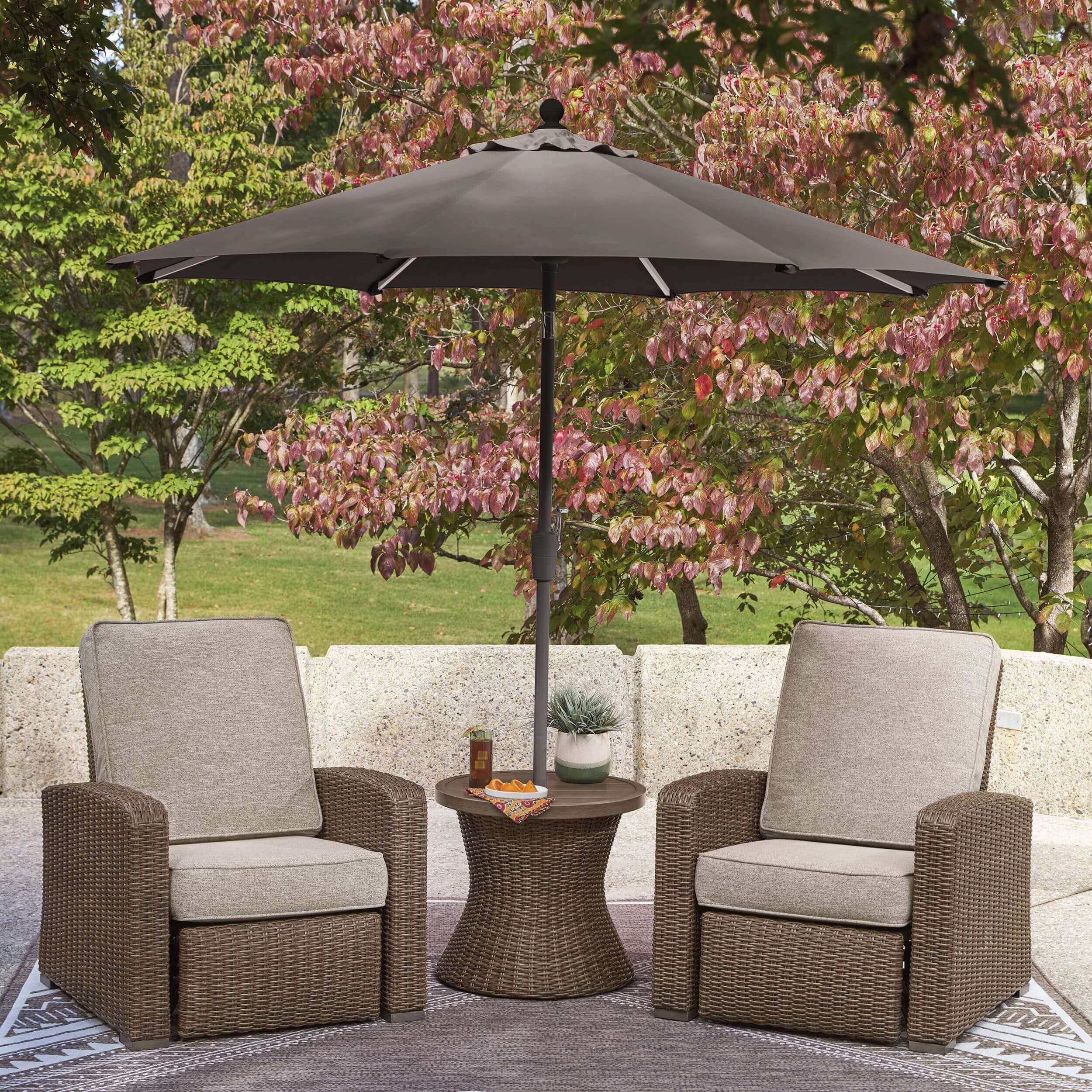 Laguna Heights Resin Wicker/Aluminum Recliner with Cushion