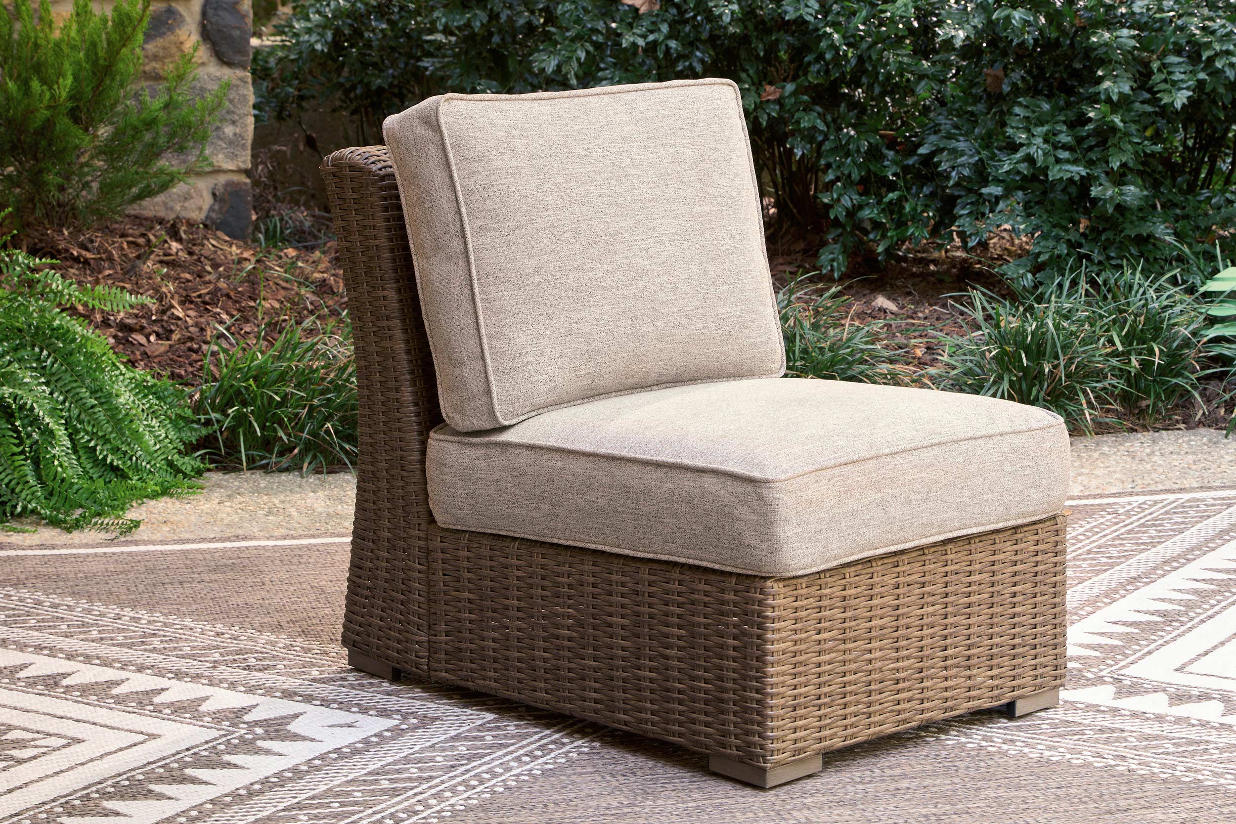 Laguna Heights L-Shaped Resin Wicker/Aluminum 4-Piece Outdoor Sectional