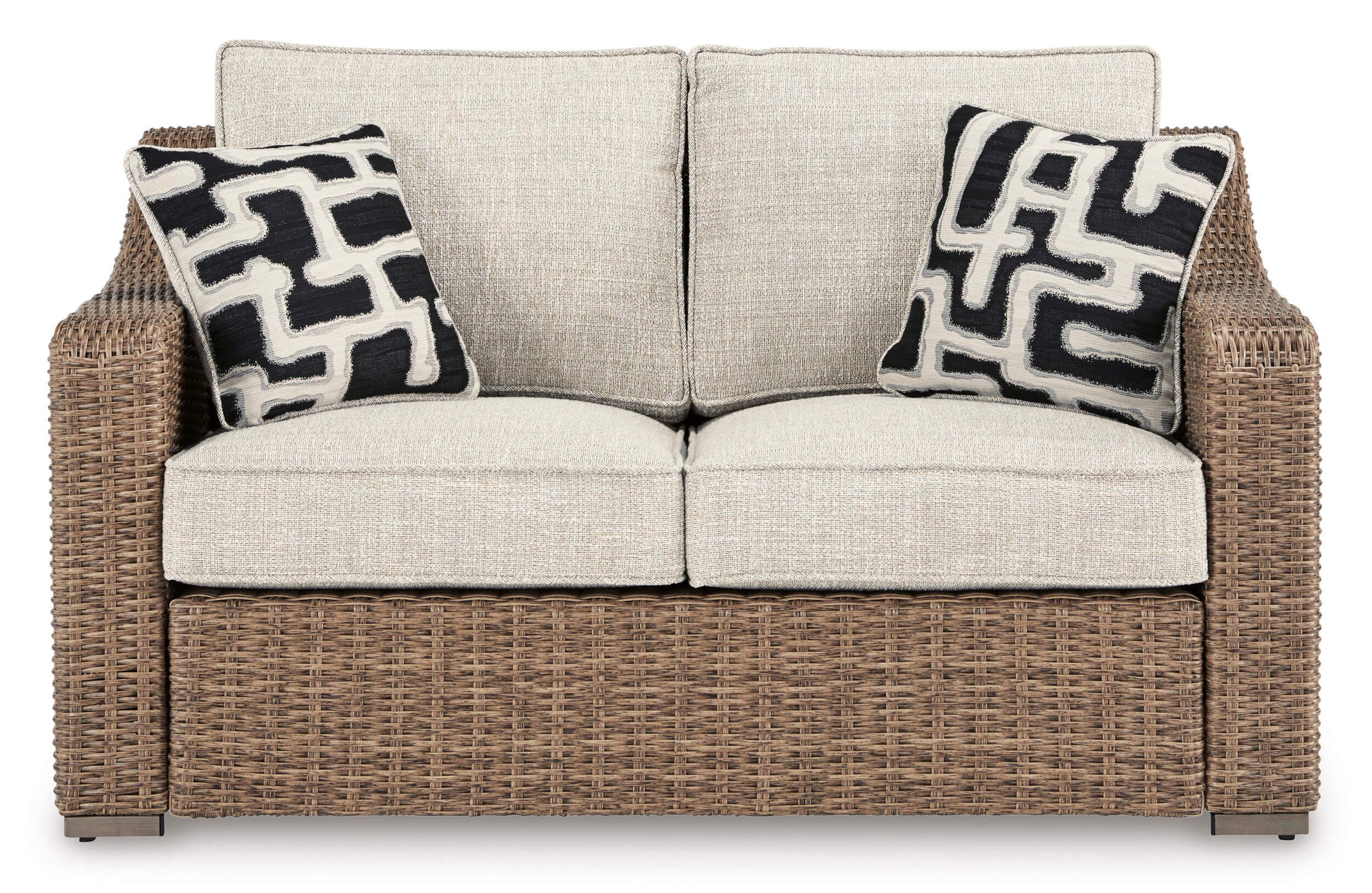 Beachcroft Resin Wicker Outdoor Loveseat with Cushion