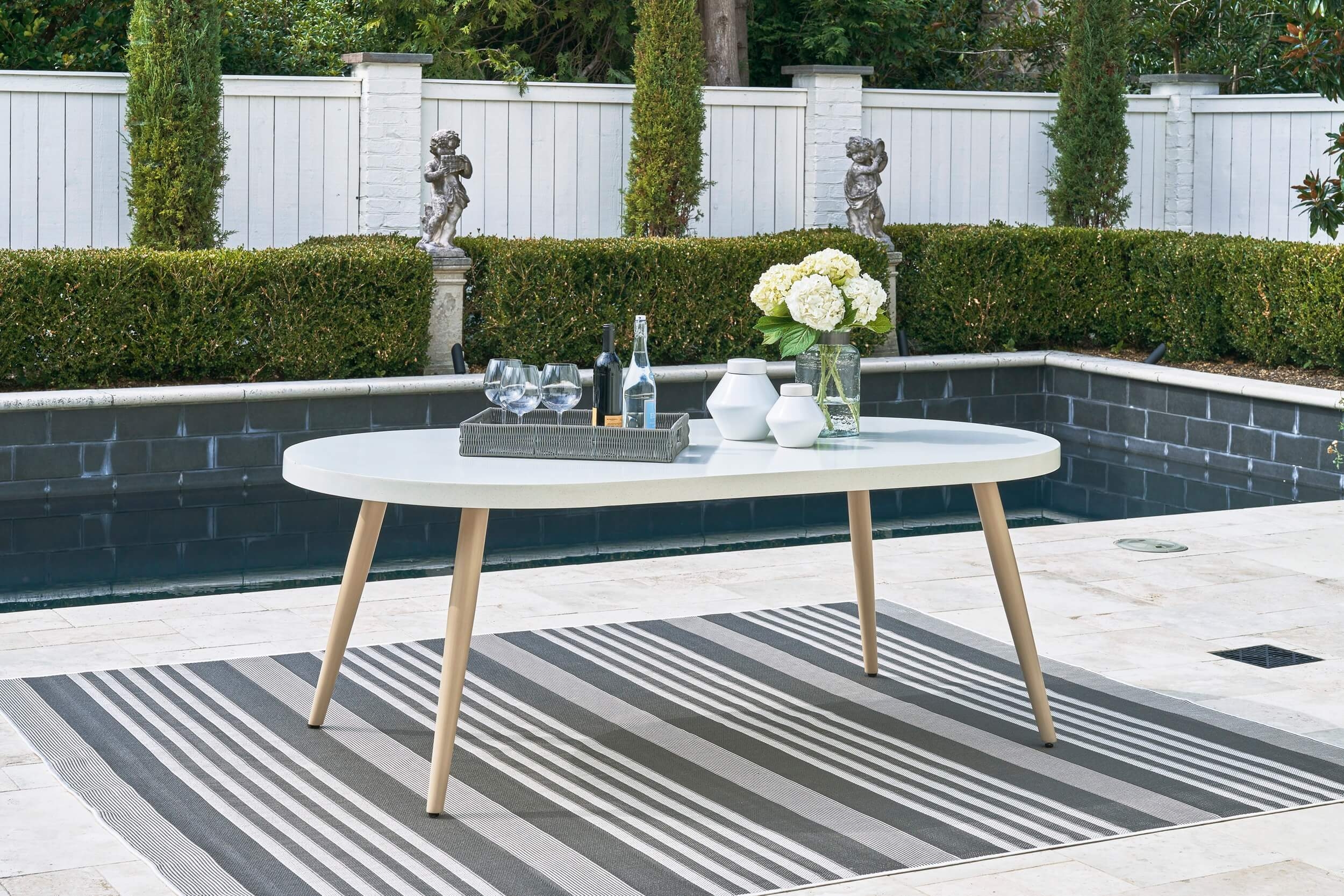 Seton Creek Outdoor Aluminum Oval Dining Table
