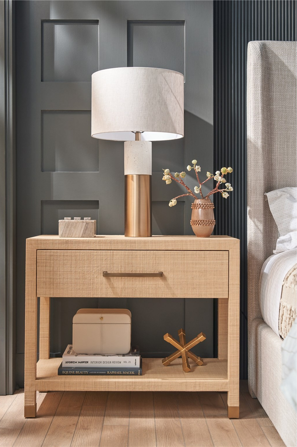 Leah Wood Nightstand w/Drawer