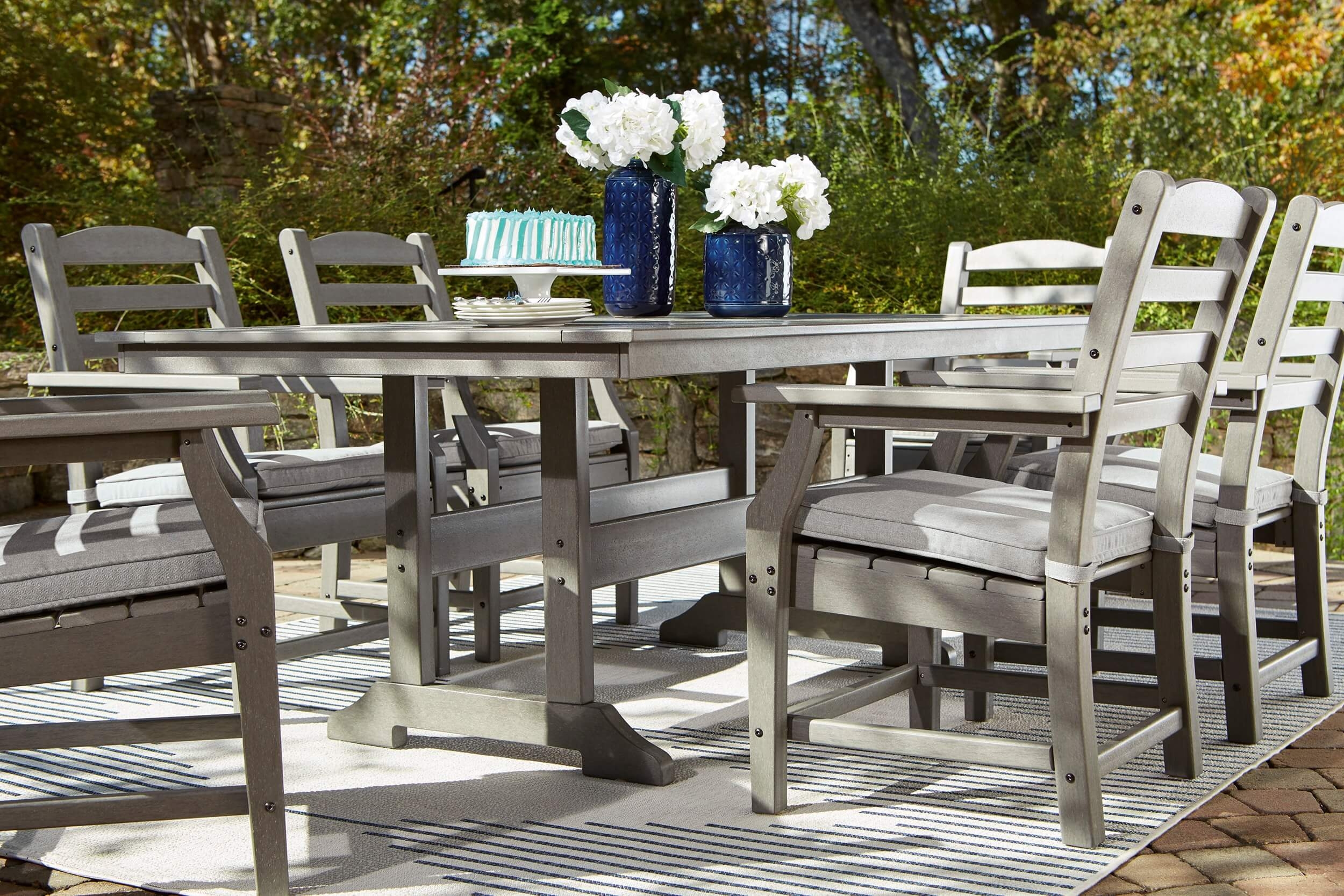 Visola Outdoor High-Density Polyethylene Rectangular Patio Dining Set