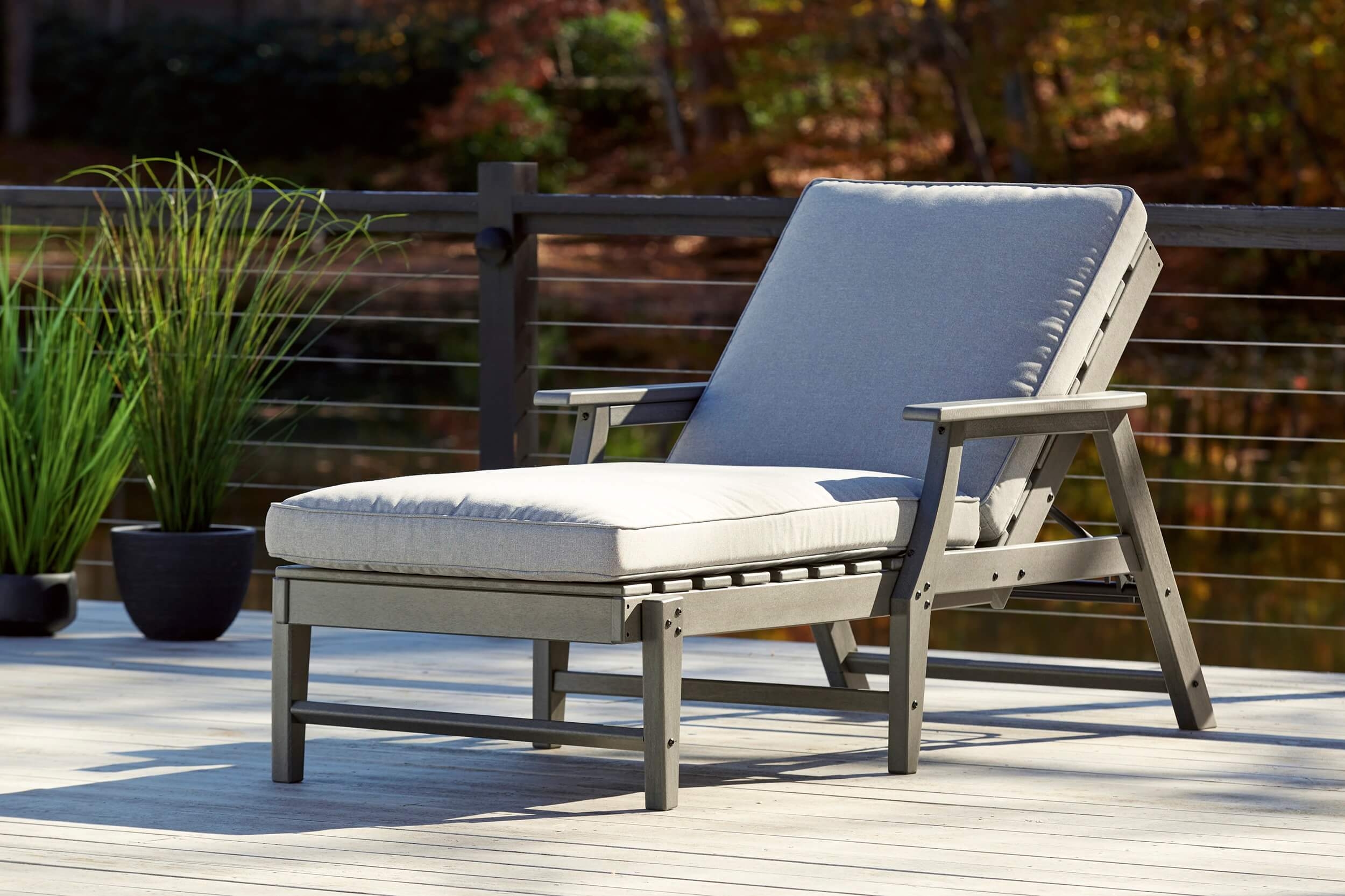 Visola Outdoor Nuvella Fabric/High-Density Polyethylene Patio Seating Set