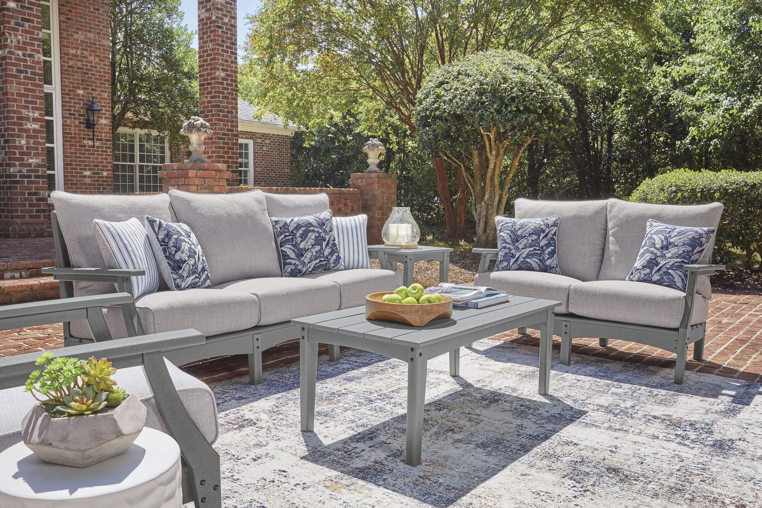 Cove Beach HDPE/Polyester Patio Set