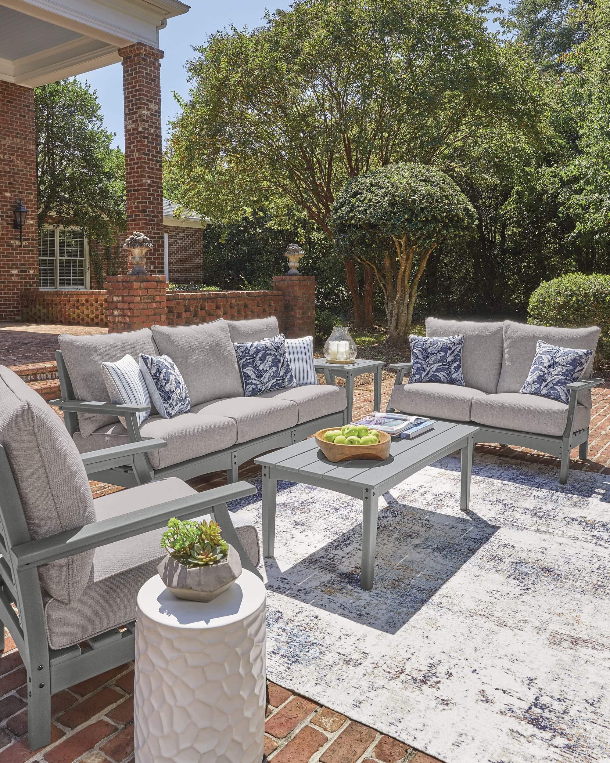 Cove Beach HDPE/Polyester Patio Set