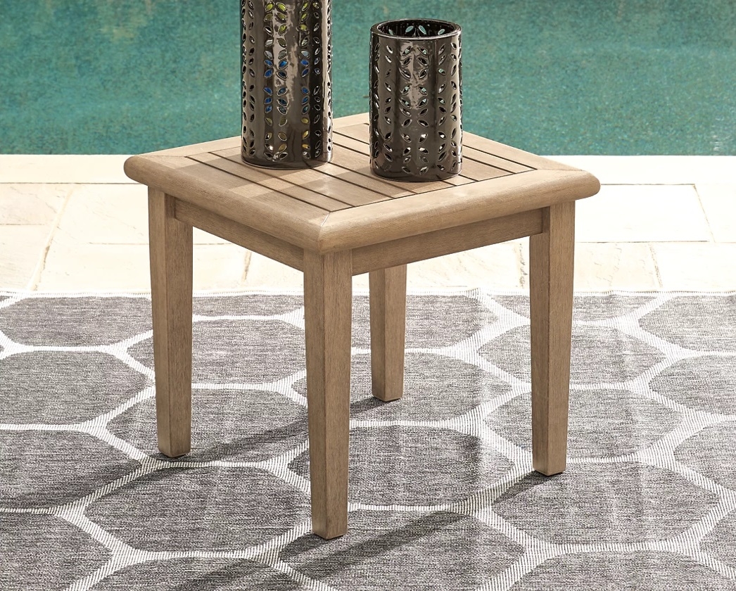 Gerianne Outdoor End Table