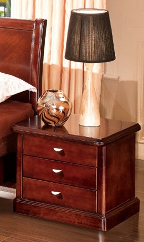 P 156 3-Drawer Nightstand