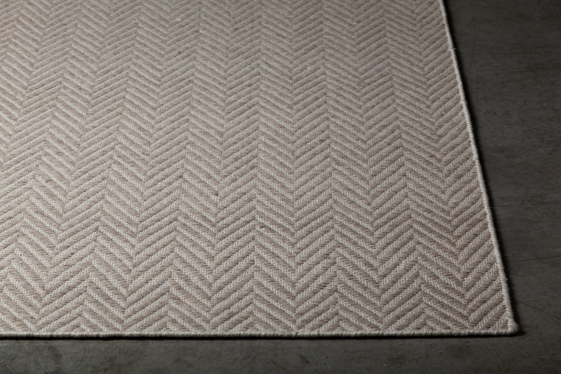 Paisley Wool/Polyester Rectangular Handmade Rug, 7'9" x 10'6"