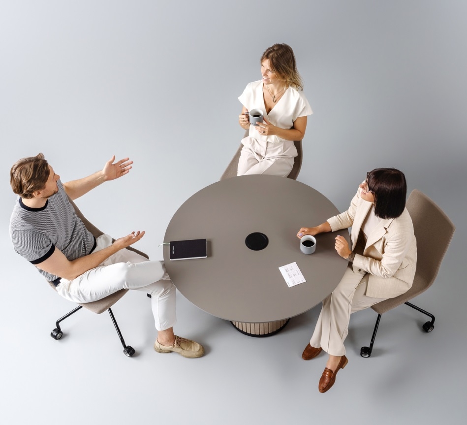 Parthos Round Meeting Table