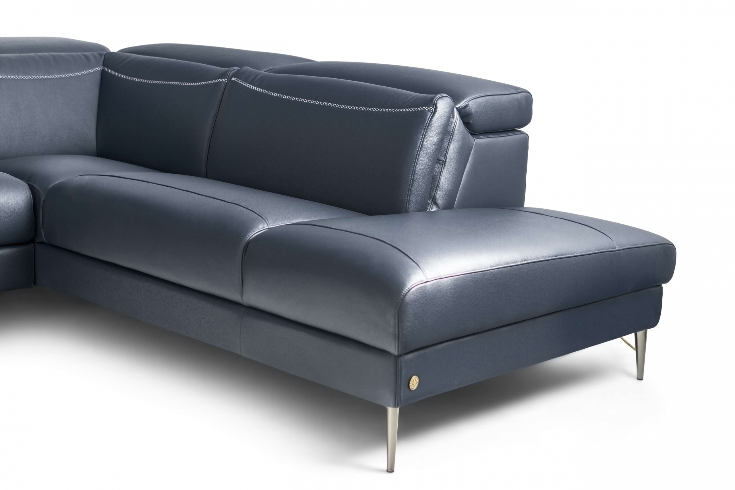 Pauline Leather L-Shaped Sectional Sofa w/ Power Recliner