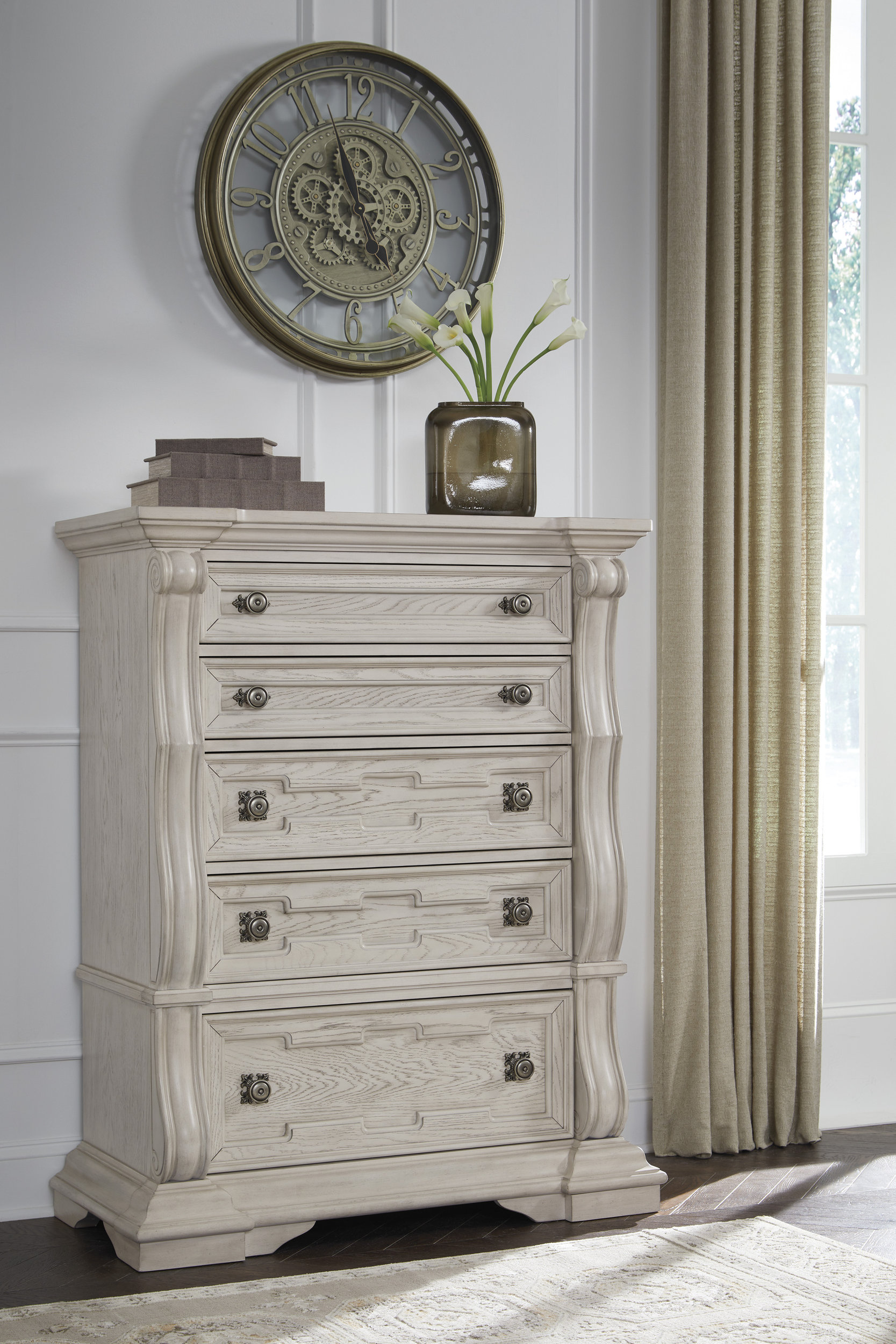 Bruchandi MDF/Wood Veneer Chest w/5 Drawers