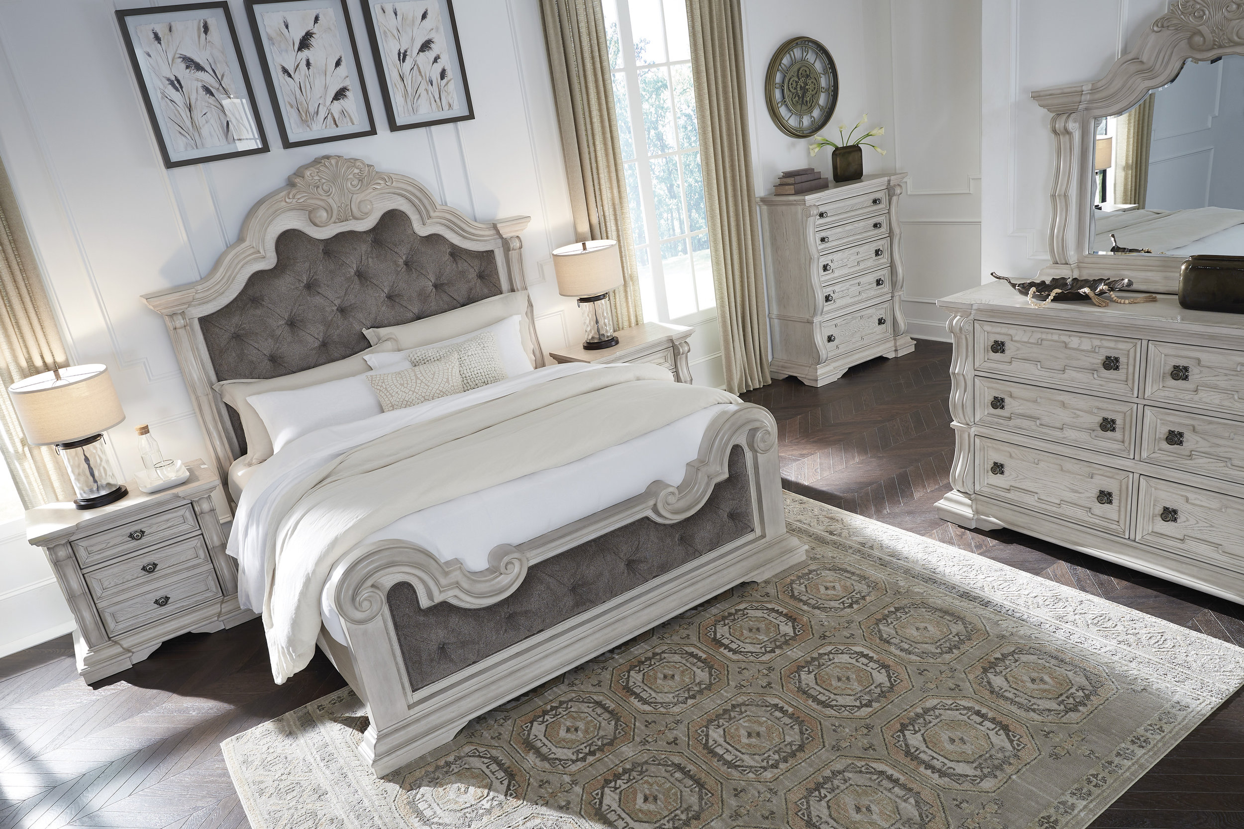 Bruchandi Fabric/MDF/Wood Veneer Bedroom Set