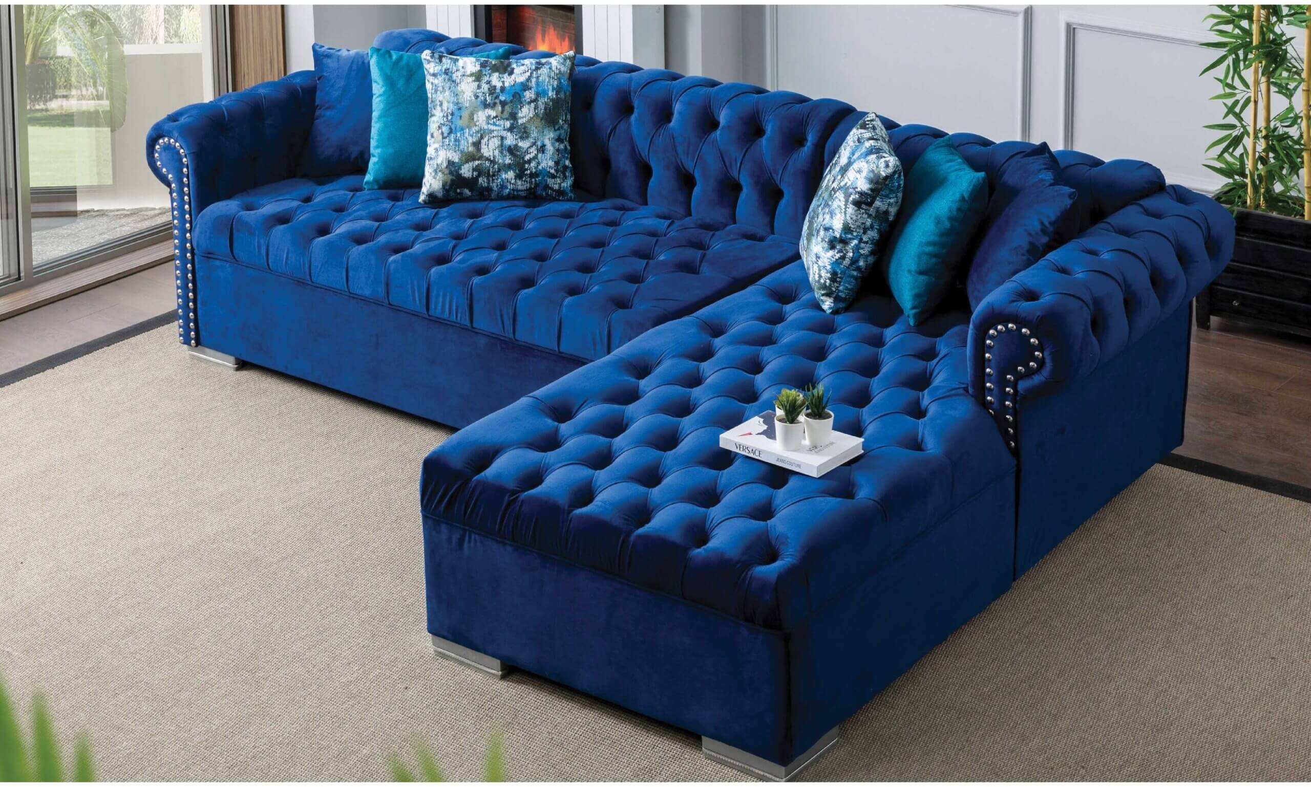 Porto Tufted Velvet Sectional Sofa w/ Right Facing Chaise
